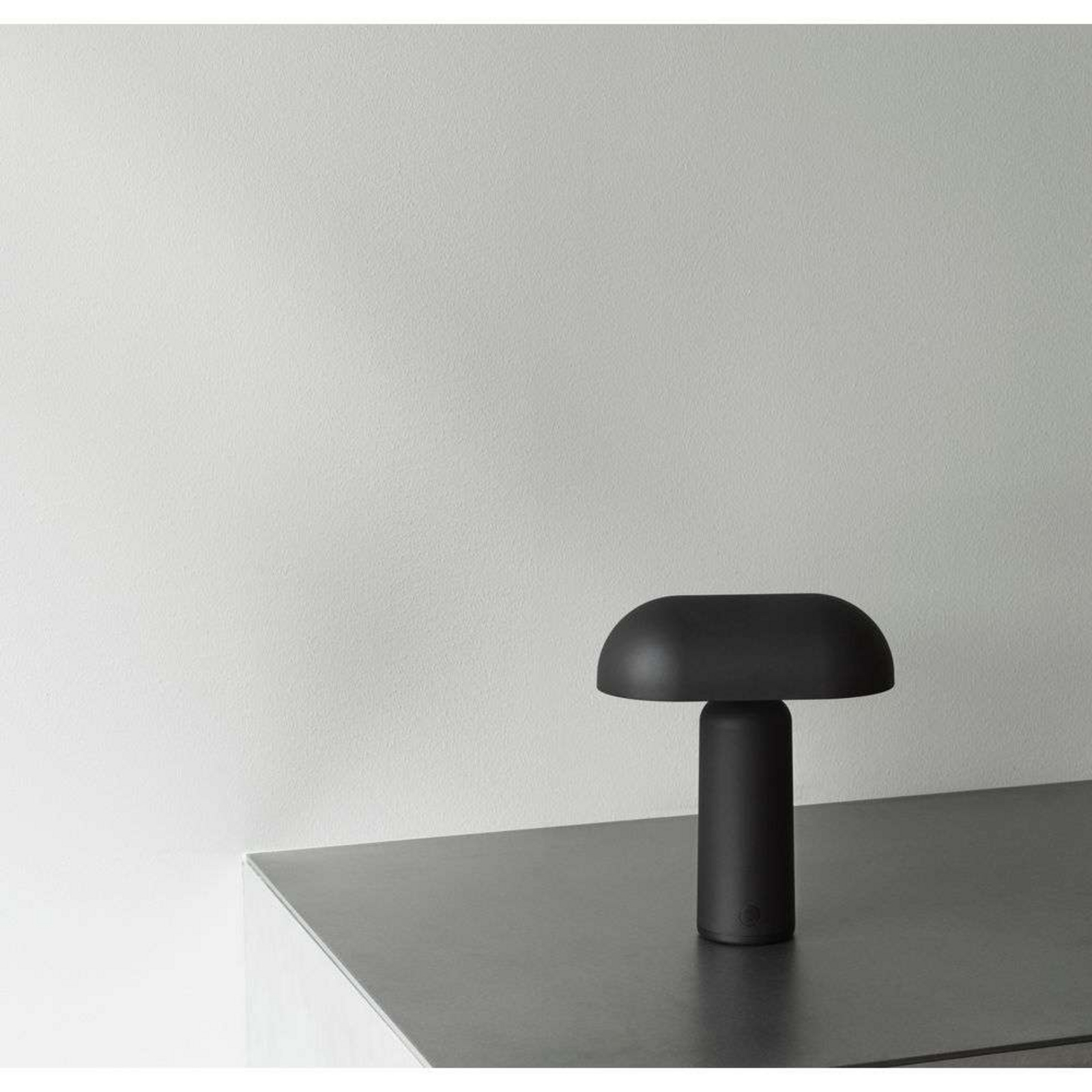 Porta Portable Lampă de Masă Black - Normann Copenhagen