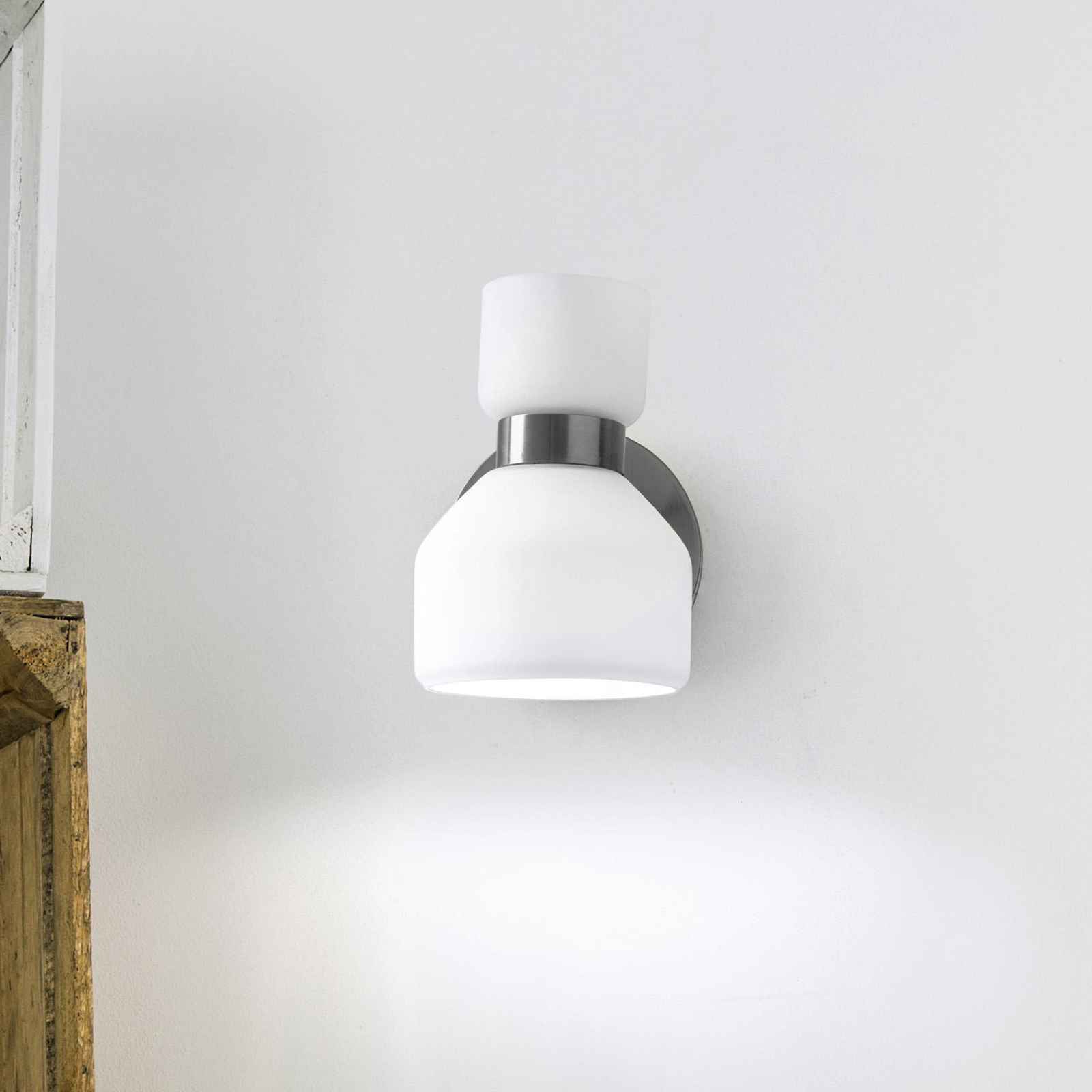 Fifty wall light, steel-coloured, opal white glass, adjustable