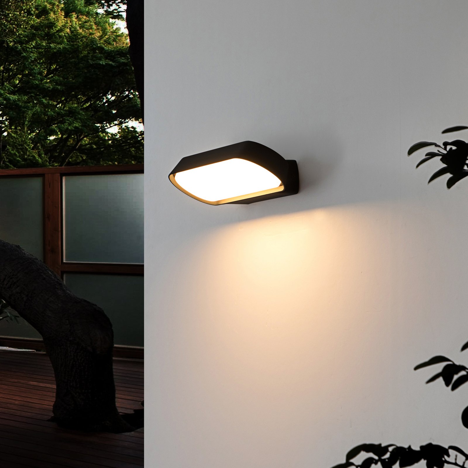 Lucande Badriya LED utomhusvägglampa, bredd 25 cm