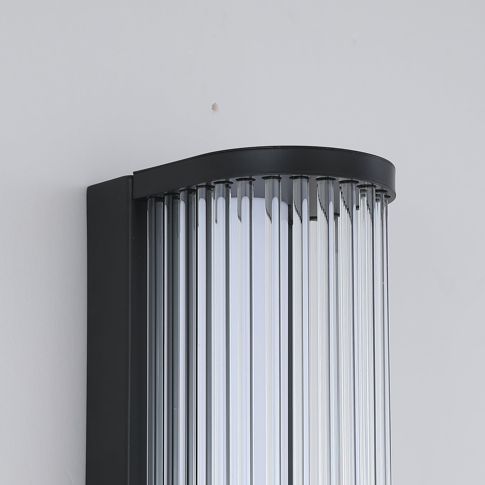 LED-Wandleuchte Rue, schwarz, IP44, Metall, Glas, 3.000 K