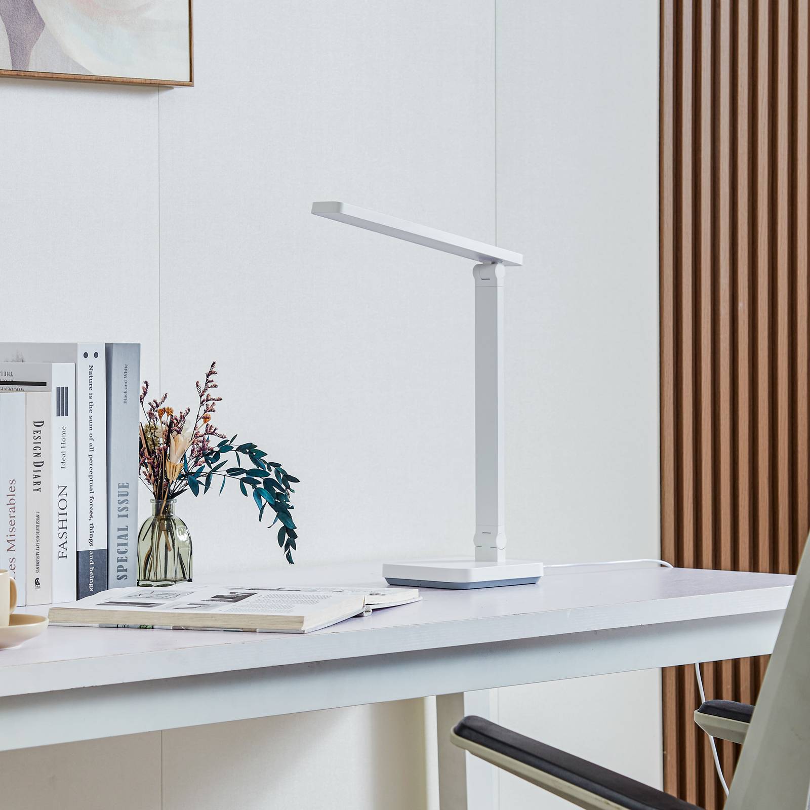 Lindby Rylas LED-skrivebordslampe hvit