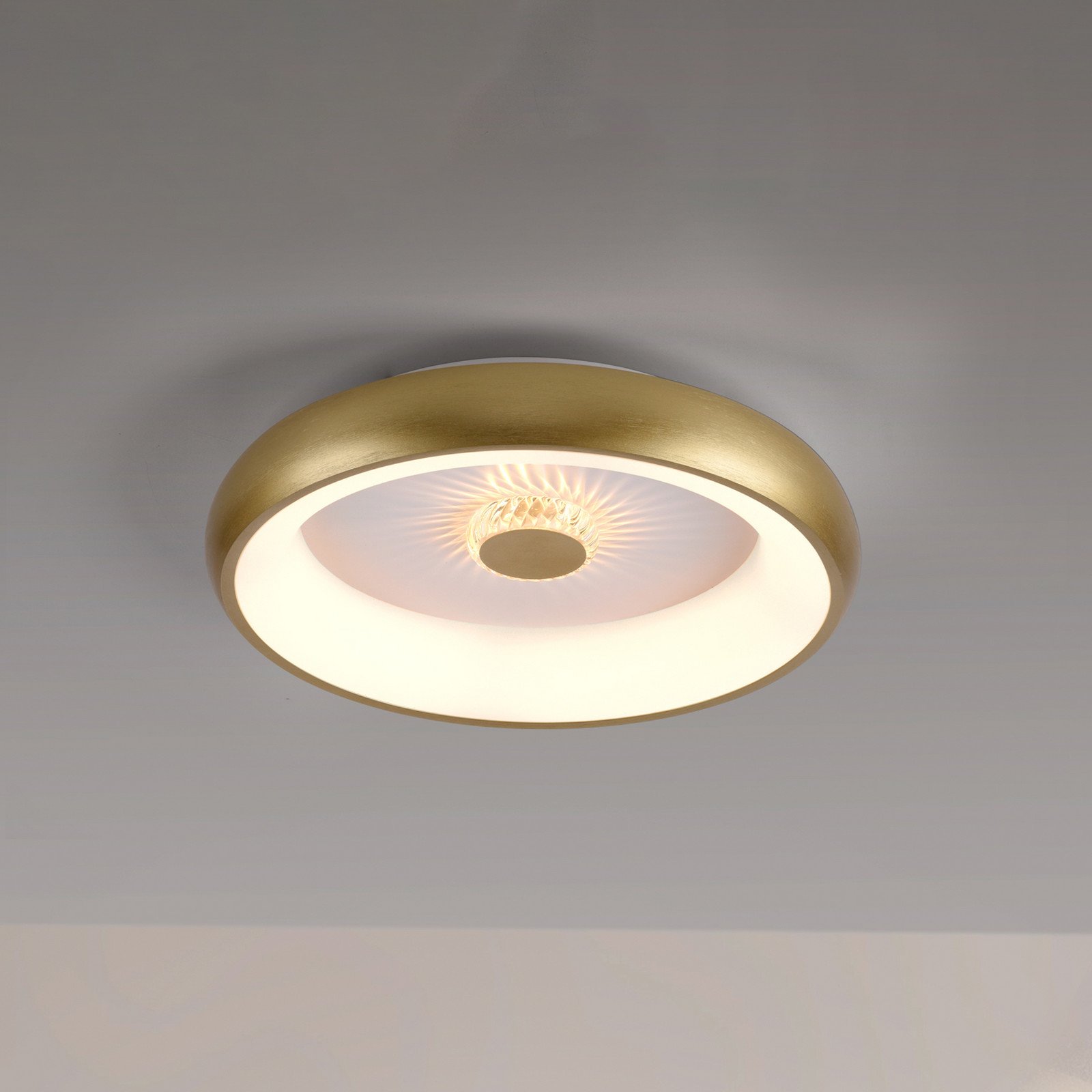 JUST LIGHT. Plafonieră cu LED Vertigo CCT Ø 465 cm alamă - Camera de zi / sufragerie - modern - alamă alb - Metal