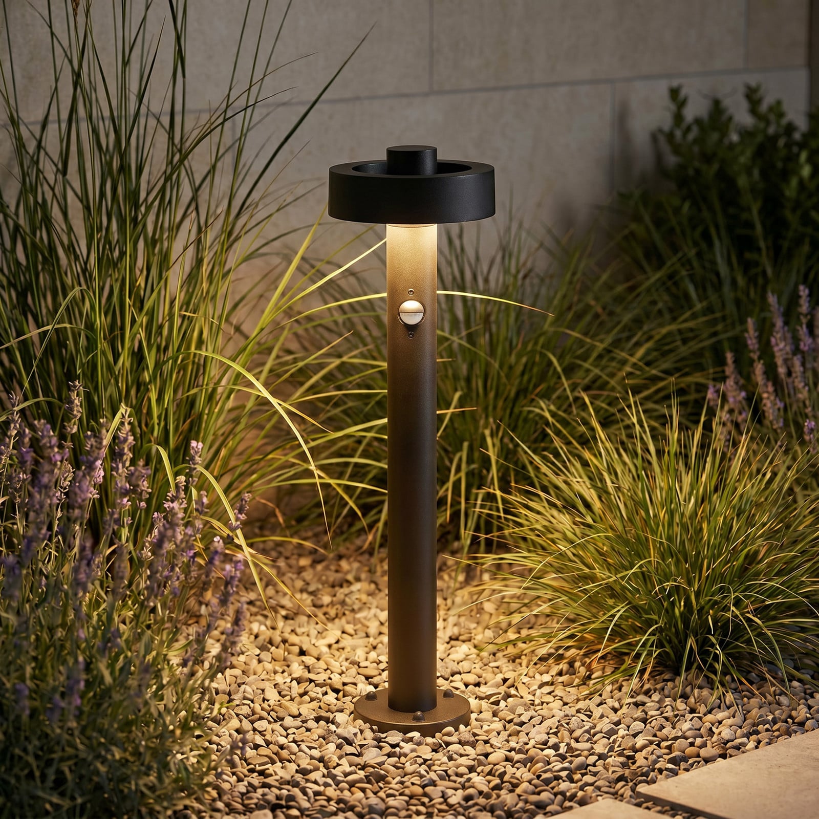 LED-gadelampe Nirella, sensor, 60 cm, sort, metal, IP65, CCT – Lucande - Moderne - Med én lyskilde