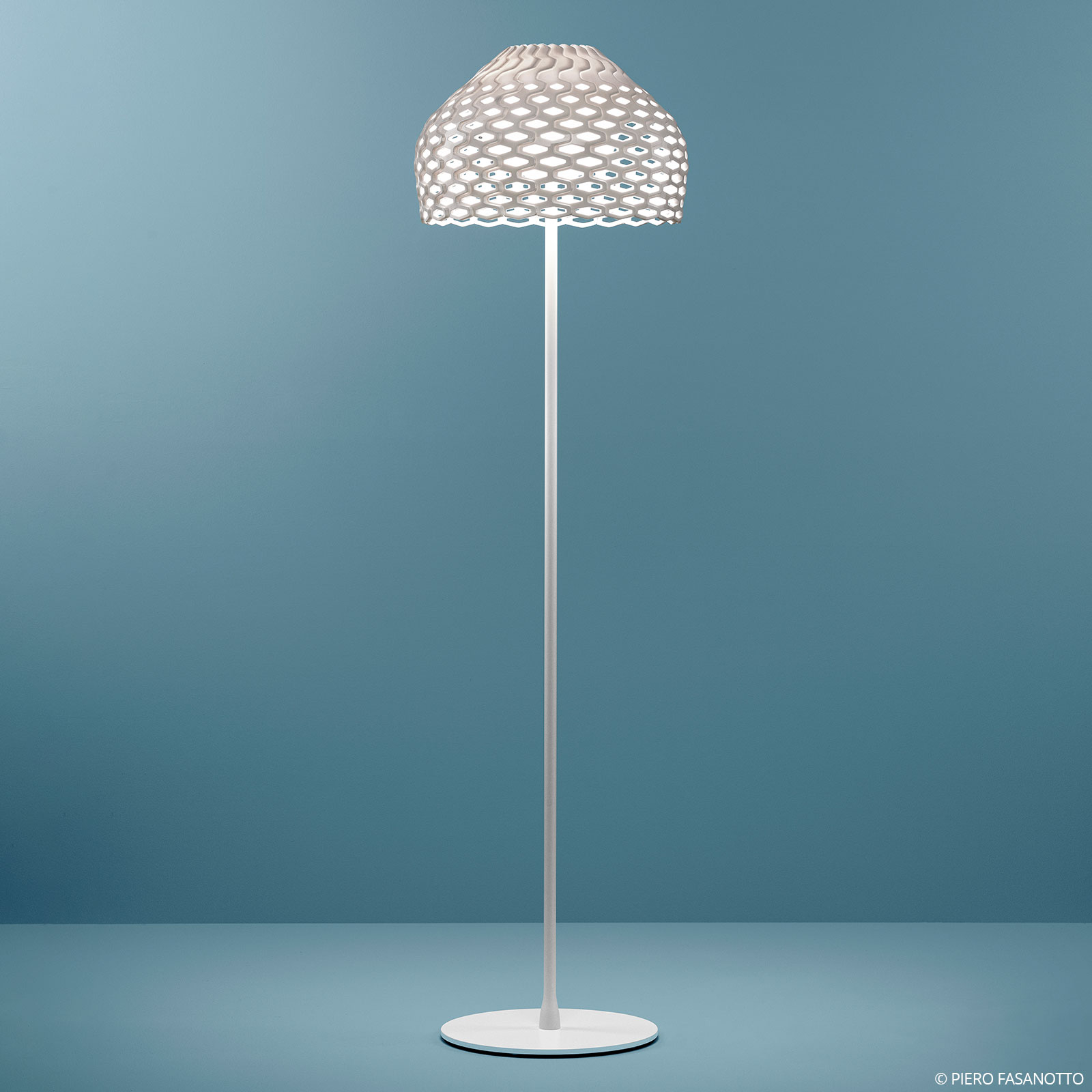 Flos FLOS Tatou F floor lamp with dimmer, white, for Living / Dining Room, steel, polycarbonate, E27, 205 W, energy efficiency: A++, H: 180 cm