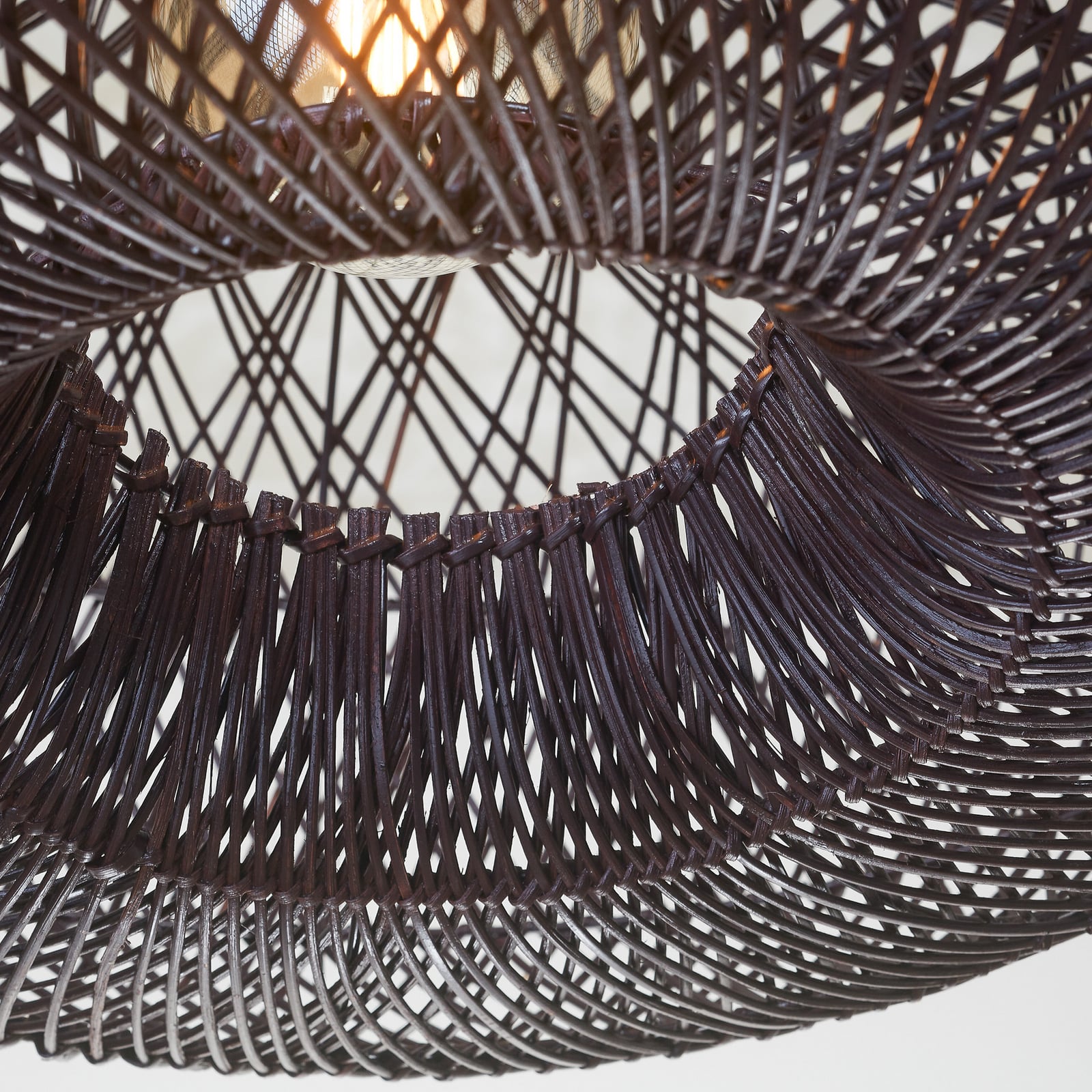 GOOD & MOJO Suspension Arizona, rouge, Ø 70 cm, rotin, E27 GOOD & MOJO Suspension Arizona, rouge, Ø 70 cm, rotin, E27