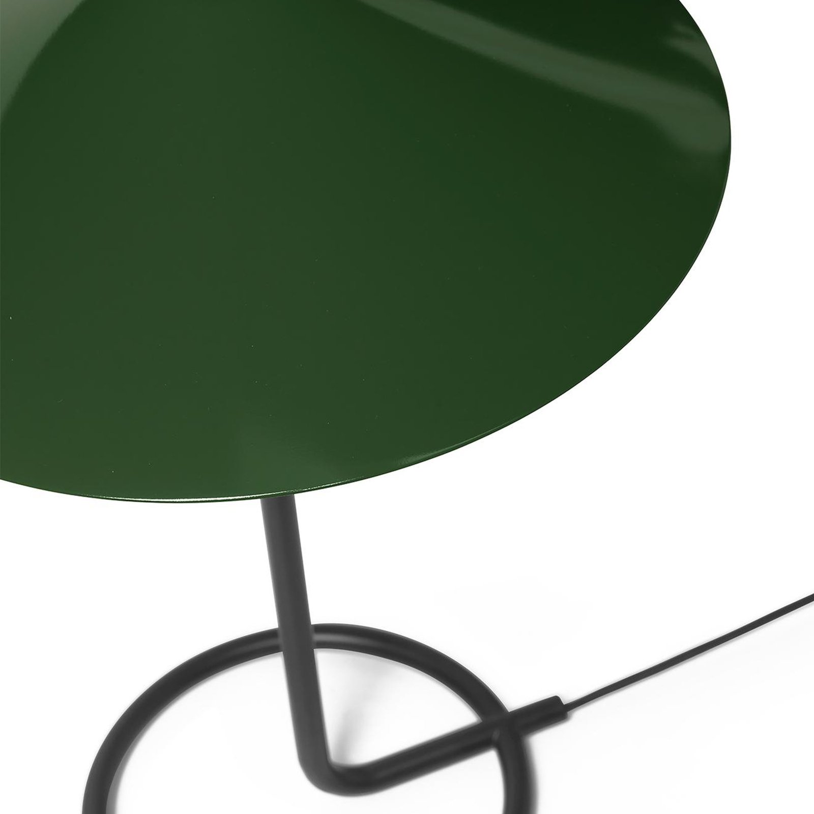 ferm LIVING Tischleuchte Filo, grün, rund, Eisen, Höhe 43 cm