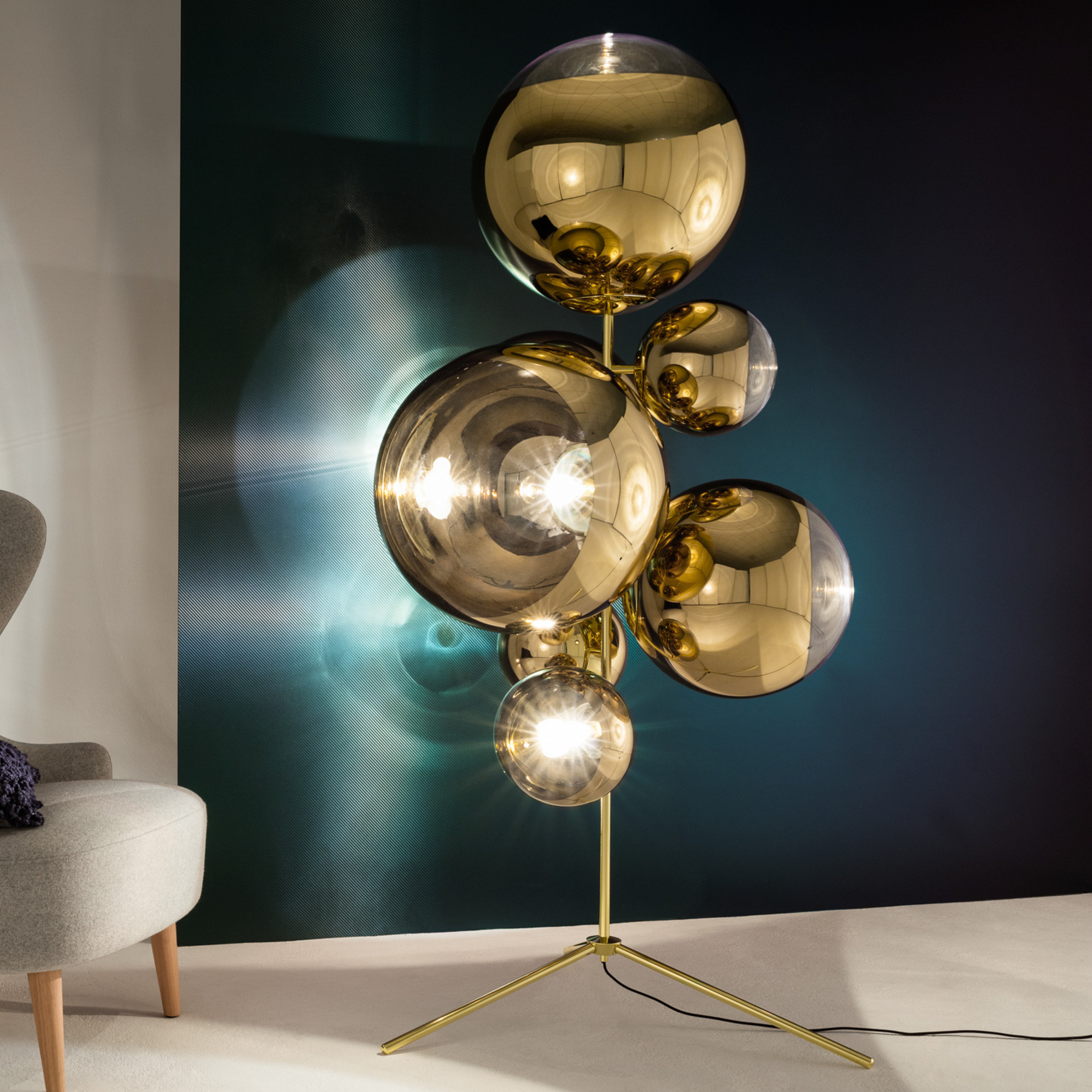 Tom Dixon Mirror Ball Floor Chandelier, doré, 182 cm