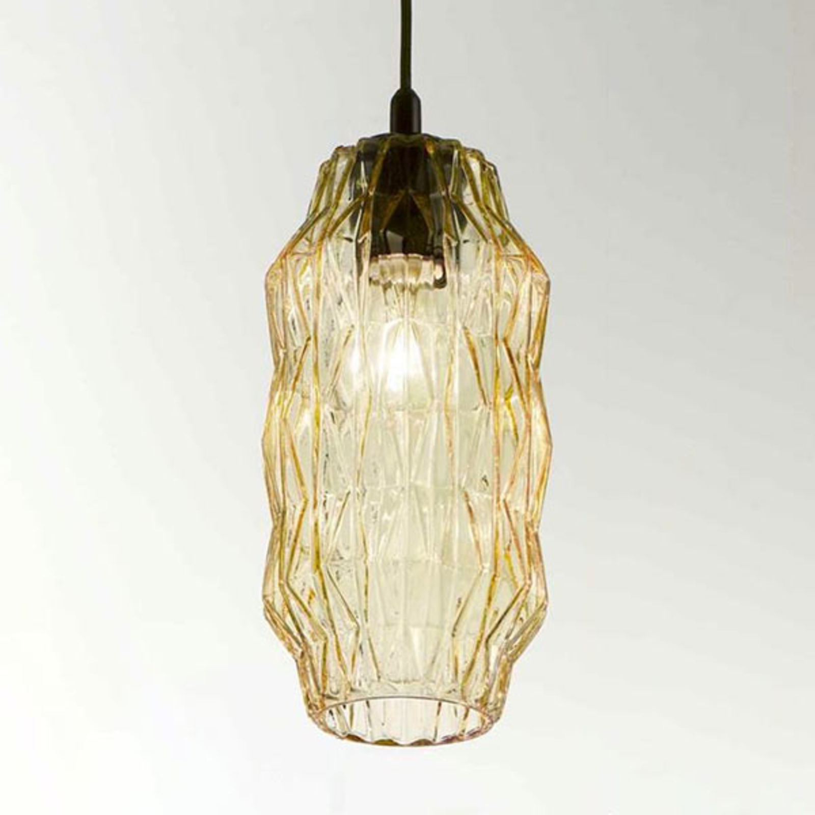 Elegant glass pendant light Origami