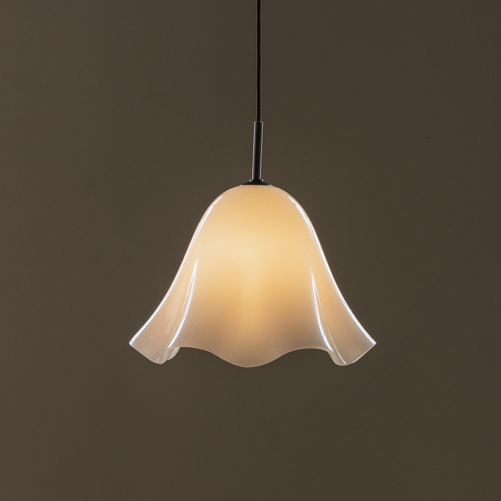 Globen Lighting Κρεμαστό φωτιστικό Bello, λευκό, Ø 30 cm, γυαλί