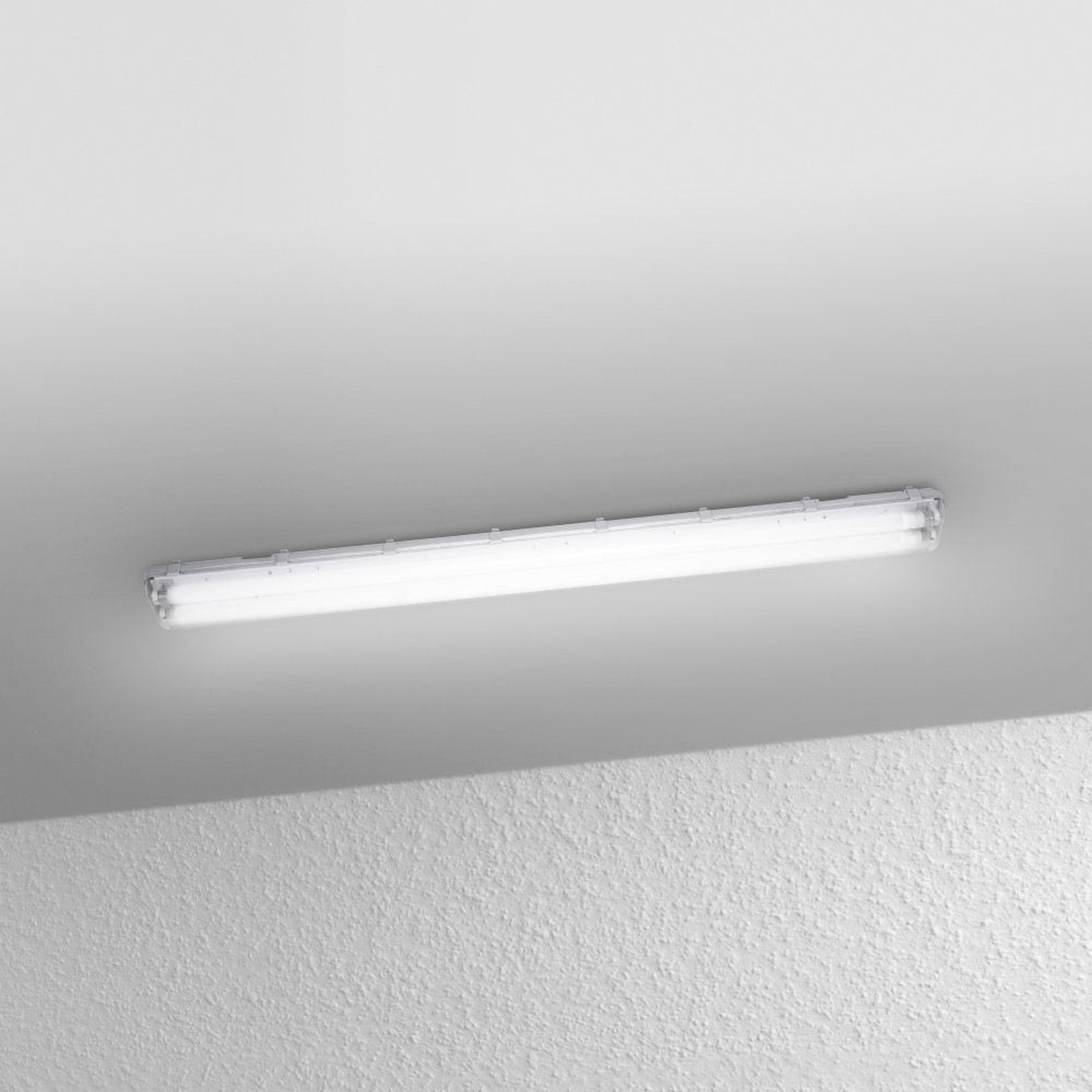 LEDVANCE Lampada resistente all'umidità 150cm 2 x 19W