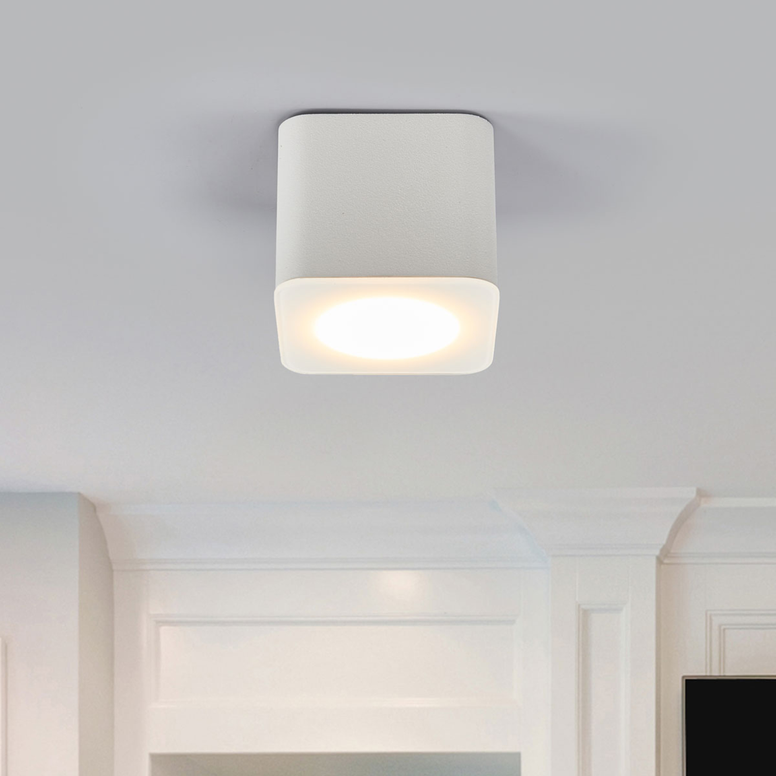 Helestra Oso LED ceiling spot, angular, matt white