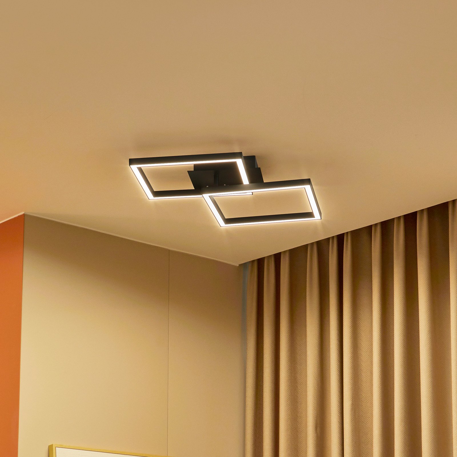 Plafonieră cu LED Lucande Tjado 67 cm lungime negru metal - Camera de zi / sufragerie - modern - negru alb