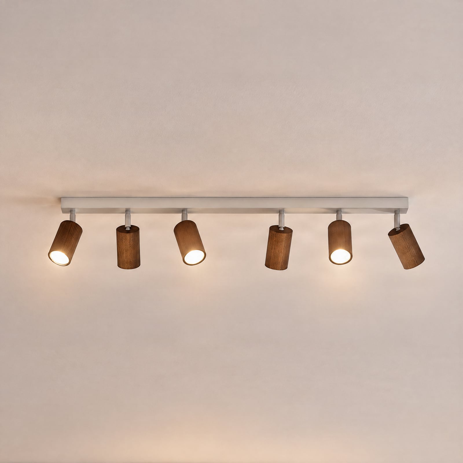 Downlight Nisse, blanco, longitud 90 cm, 5 luces, madera/metal