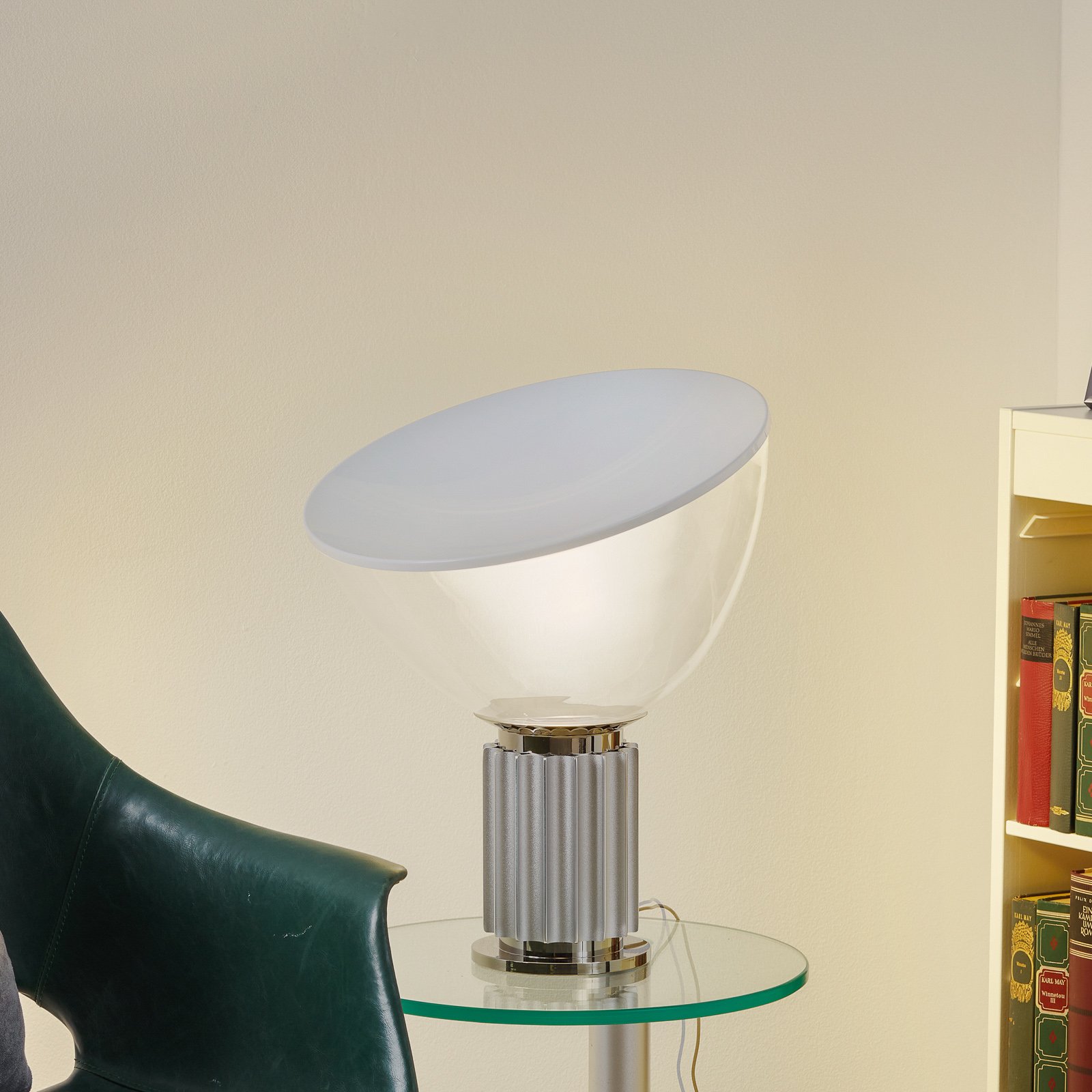 FLOS Taccia small - lampa stołowa LED, aluminium