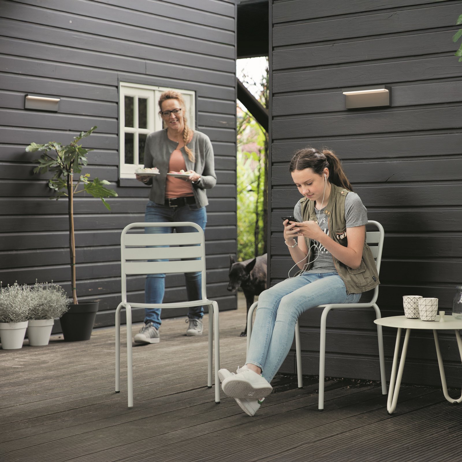 Philips LED лампа за външна стена Bustan, 2 броя, 2700K