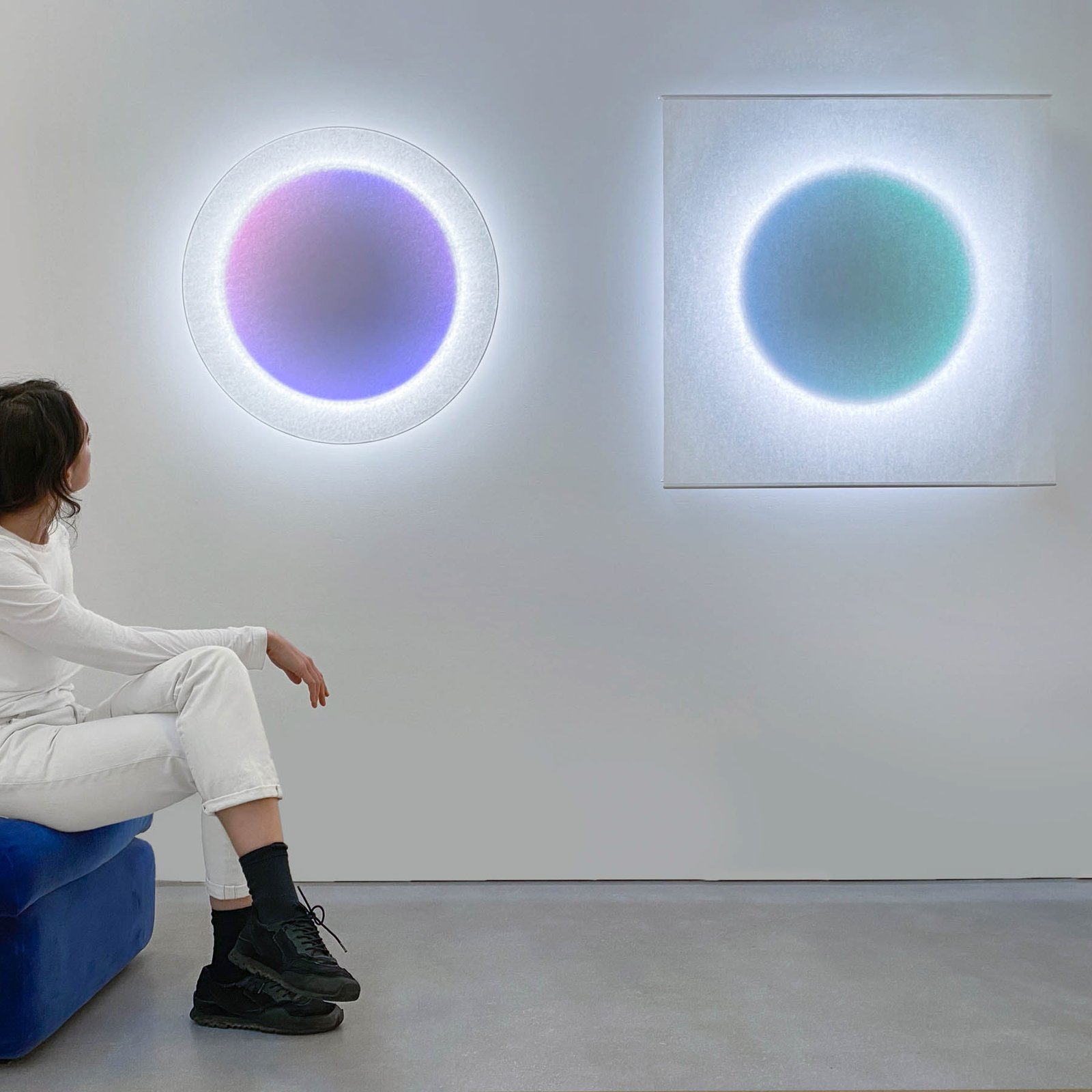 MOODMOON LED-Wandleuchte, RGBW, rund - Ingo Maurer