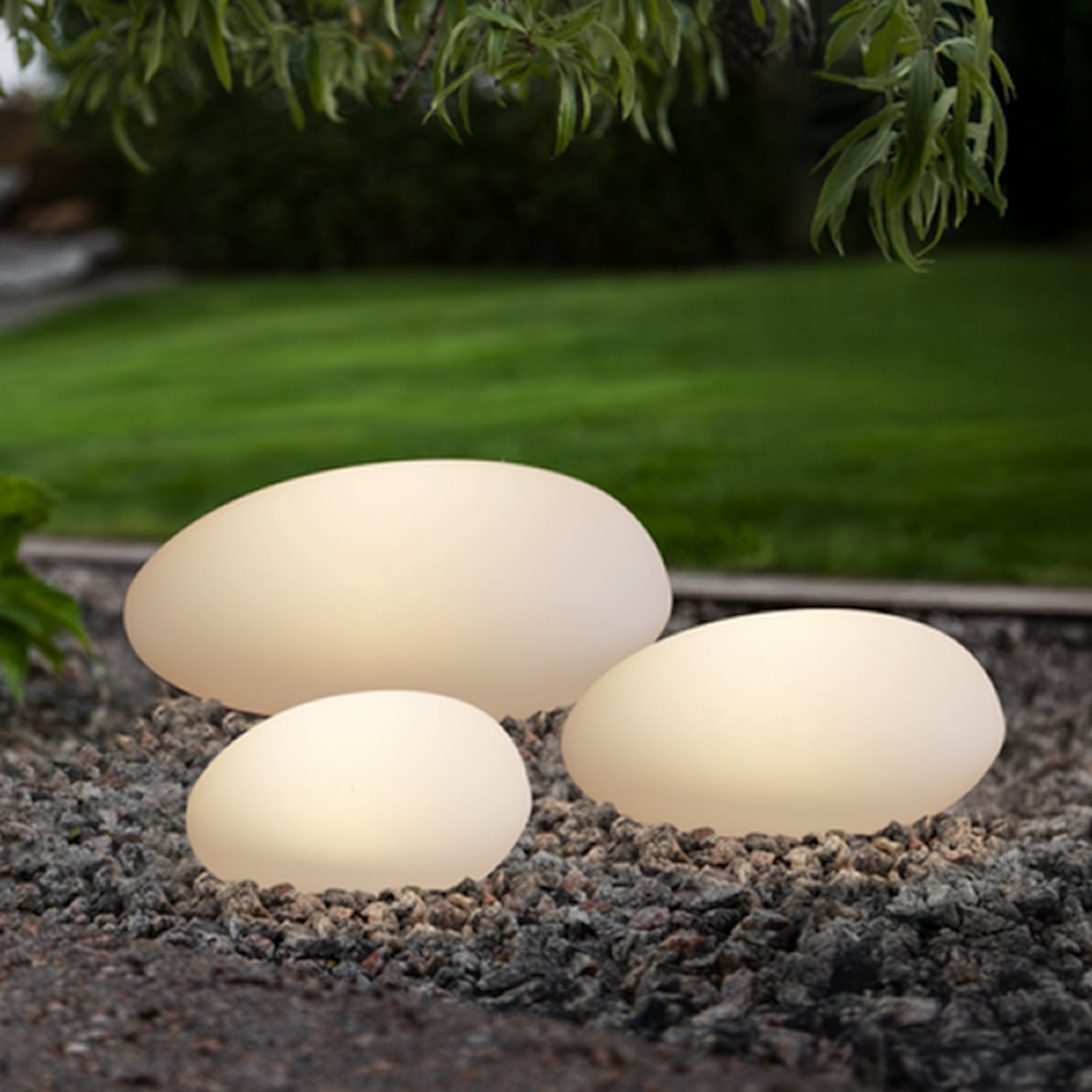 LED-solcellelampe GLOBY, hvit, 24,5 cm, plast, IP44