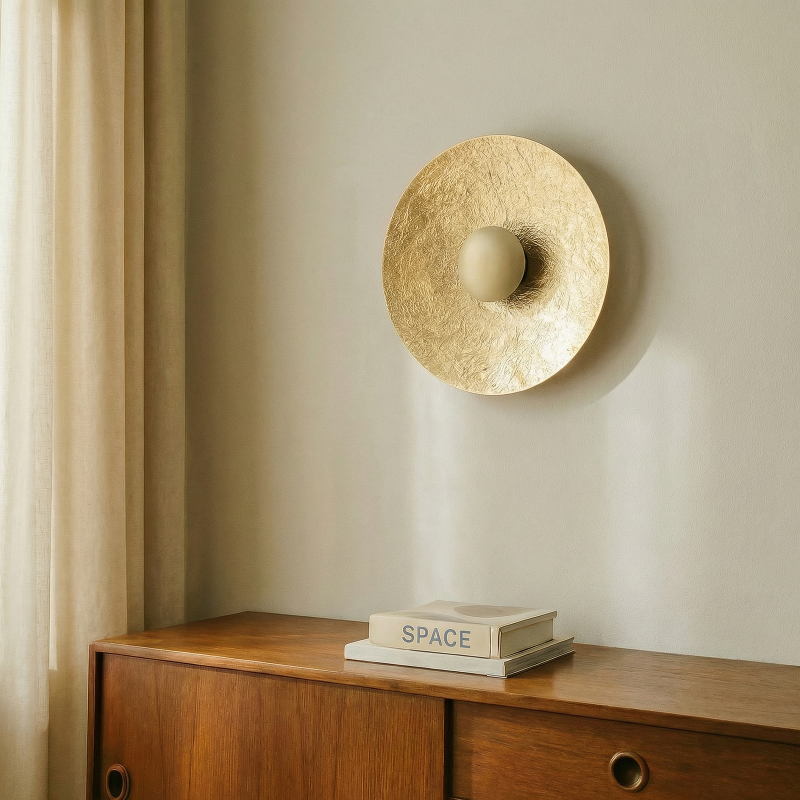 LED nástěnné světlo Sole S, Ø 44 cm, zlatá barva, ocel, 3 000 K