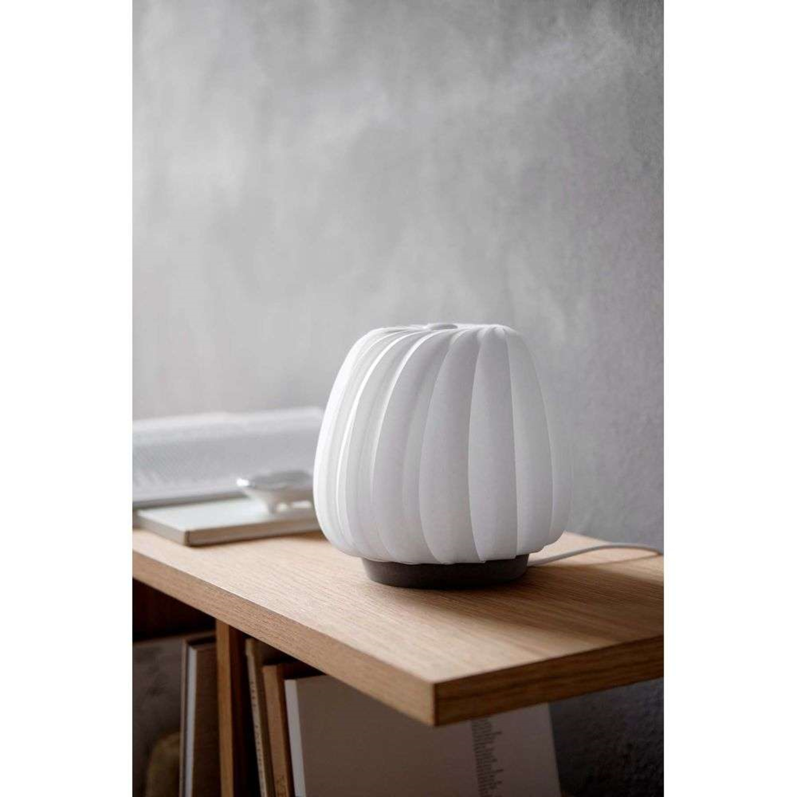 Tom Rossau ST906 Mini table lamp, white, 19 cm, paper, E27