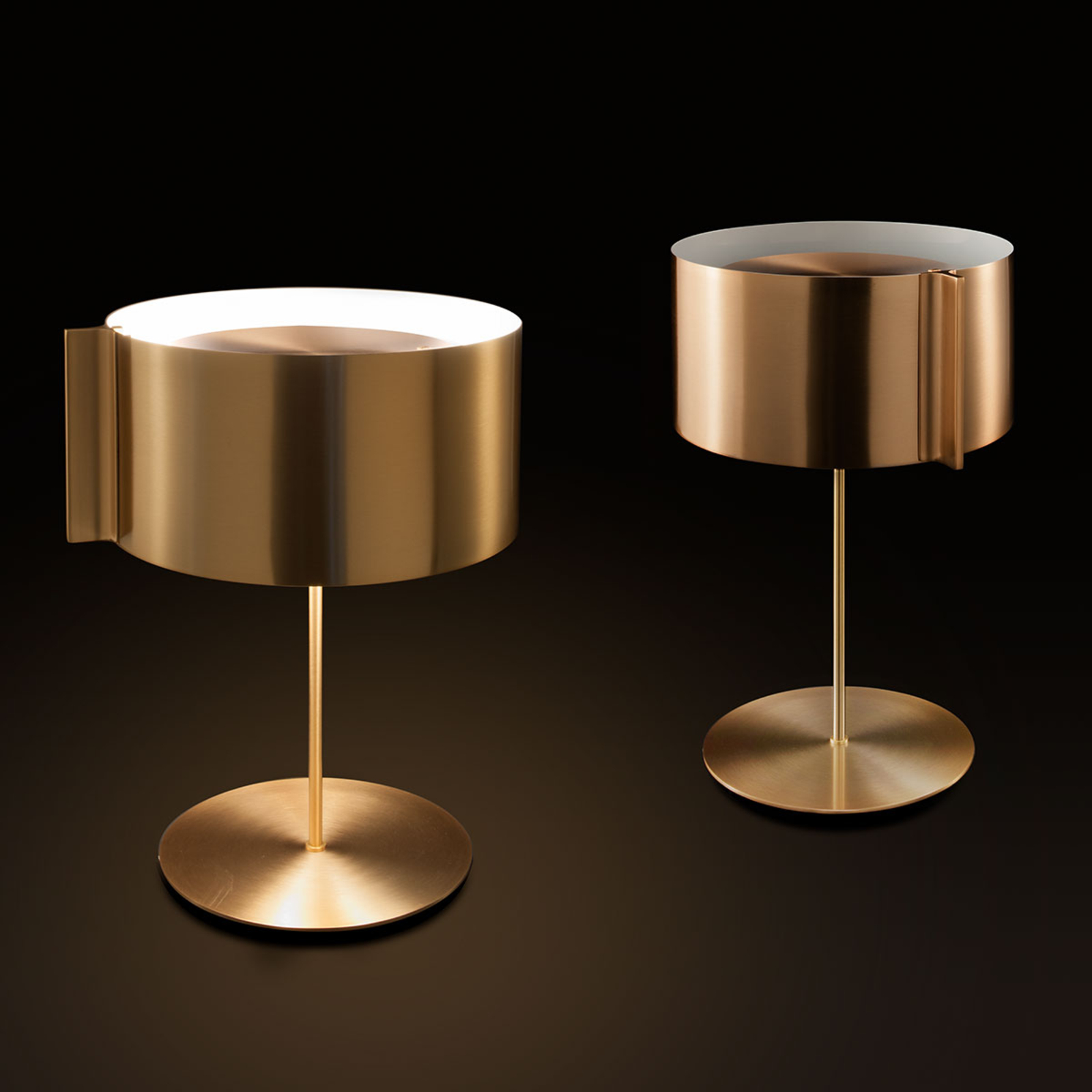 Oluce Switch - golden designer table lamp