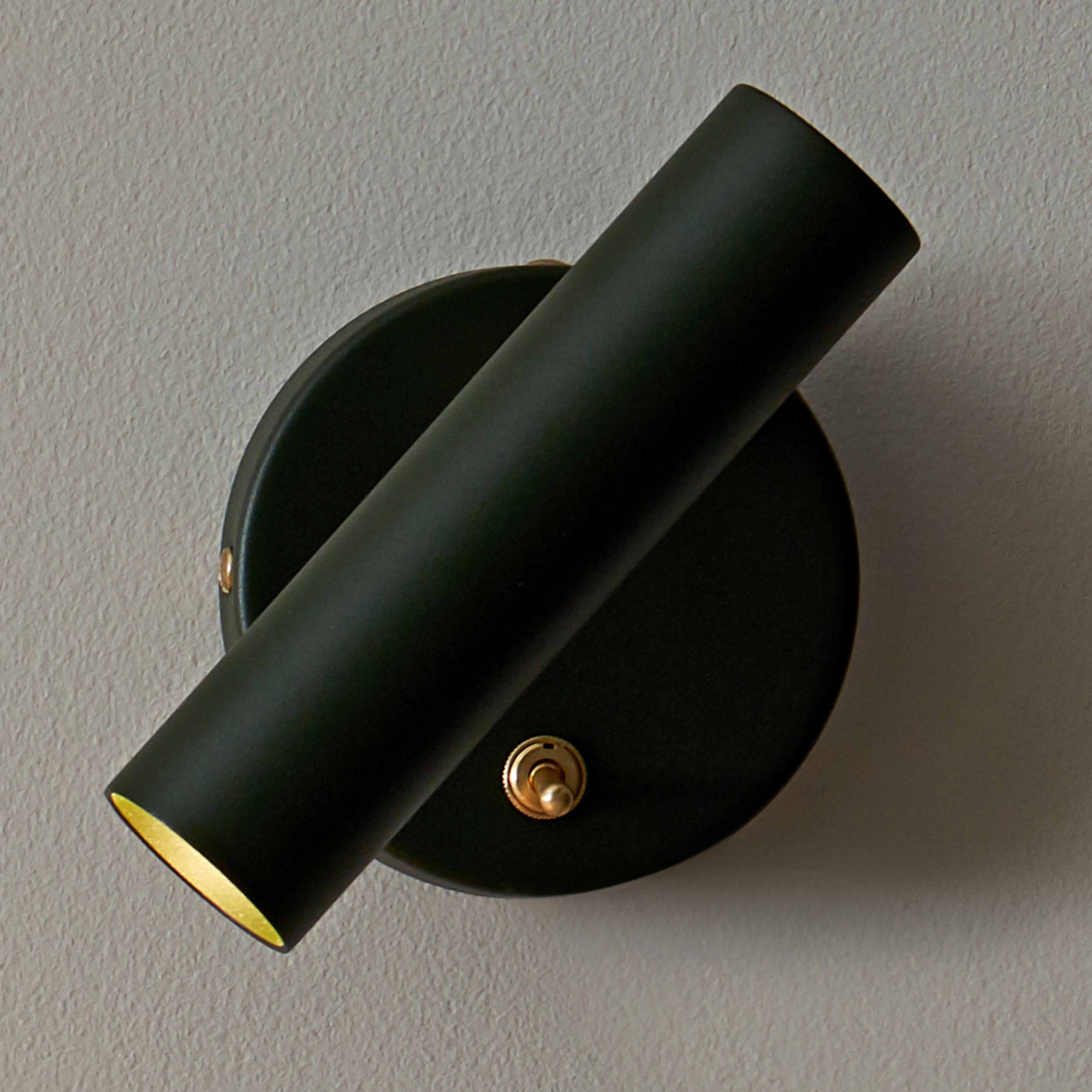 LED-Wandleuchte Slender mit Euro-Stecker, Schalter