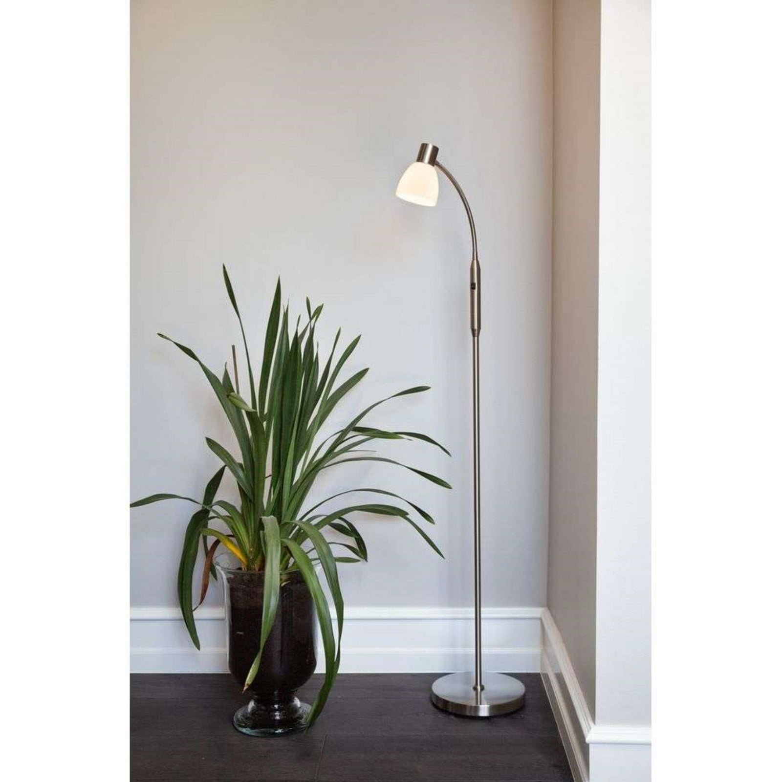 Hudson Golvlampa Halo Design - Vardagsrum - Metall