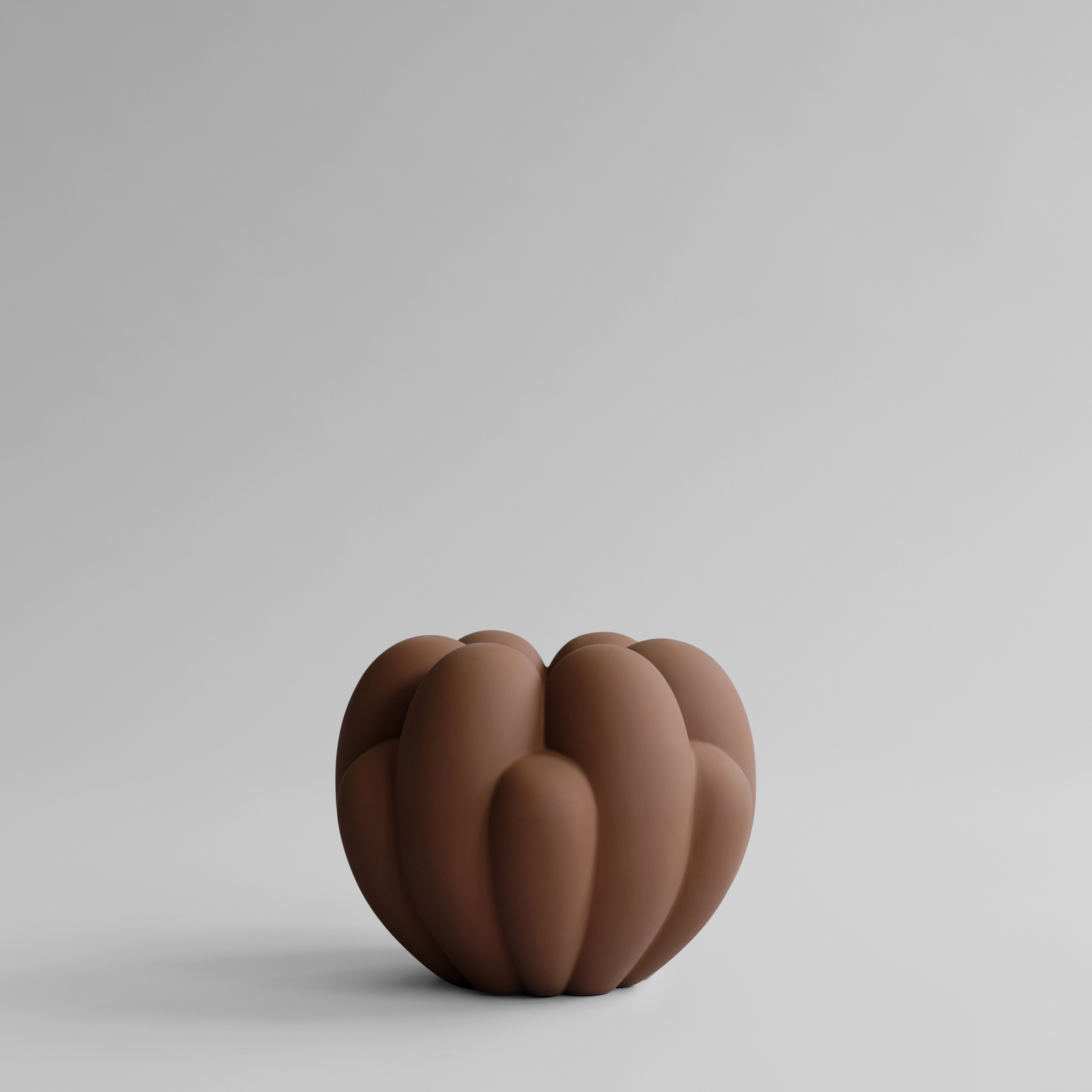 BLOOM Mini váza, mandľovo hnedá, 27 cm keramika - 101 Copenhagen