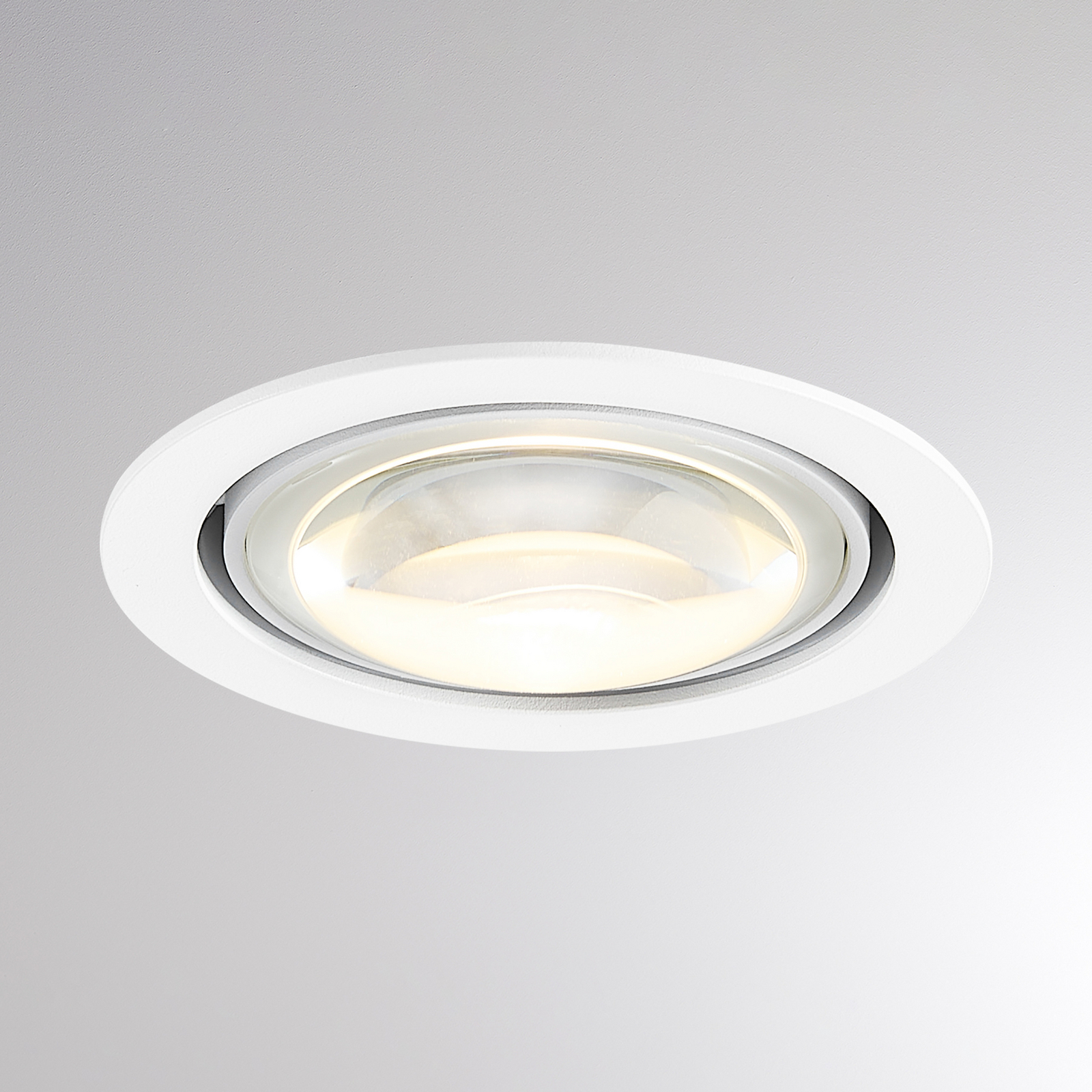 Indbygget loftlampe med LED MAG MINI, hvid, Ø 10 cm, CCT 18 V Indbygget loftlampe med LED MAG MINI, hvid, Ø 10 cm, CCT 18 V
