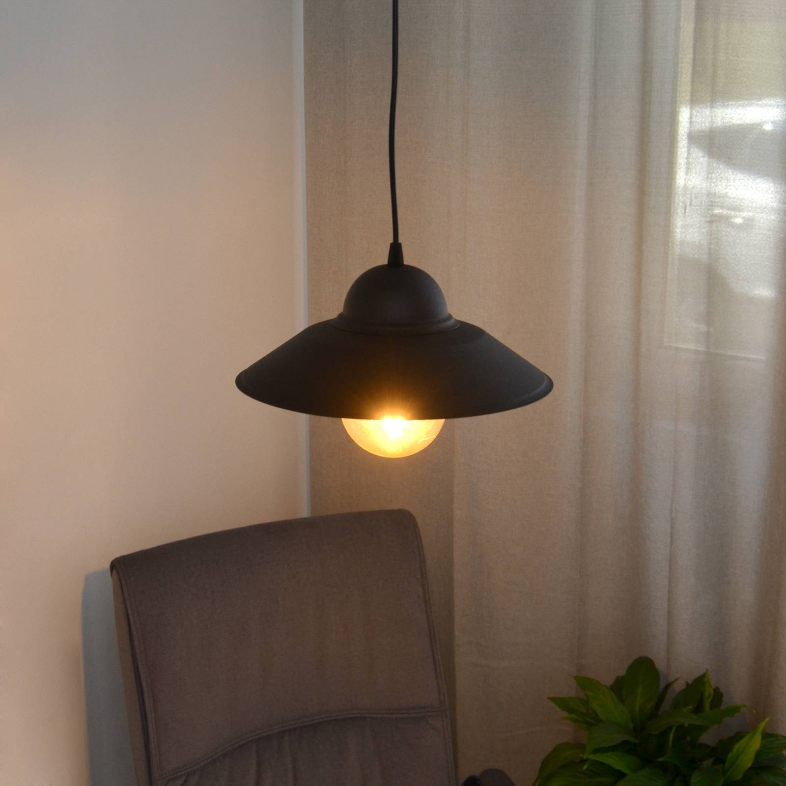 Lampa wisząca Sorapis, czarna, metal, Ø 27,5 cm