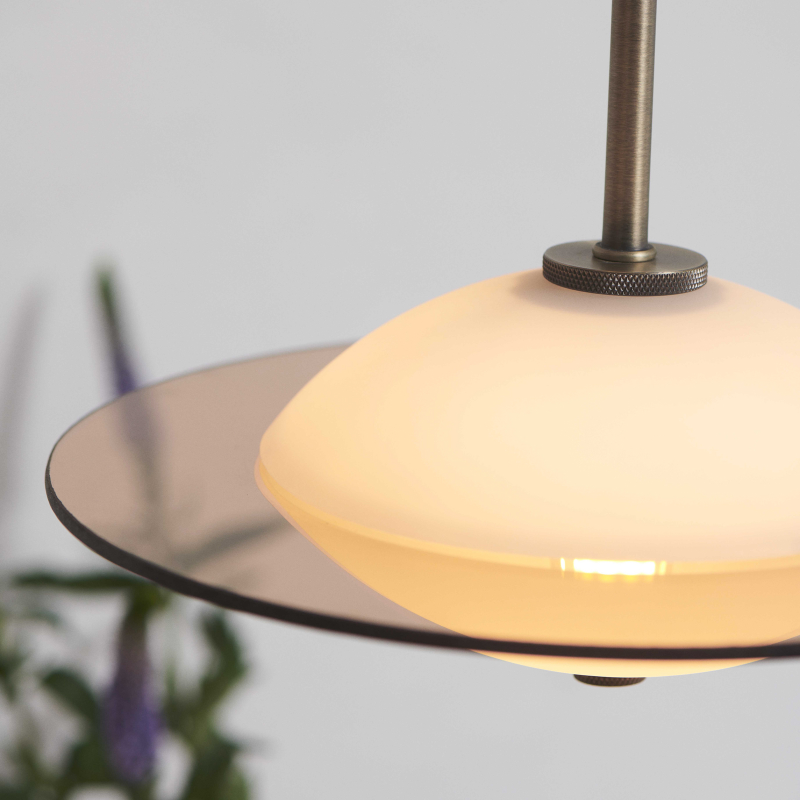 ORBIT hanging light, antique brass/opal, Ø 24 cm glass – Halo Design ORBIT hanging light, antique brass/opal, Ø 24 cm glass – Halo Design