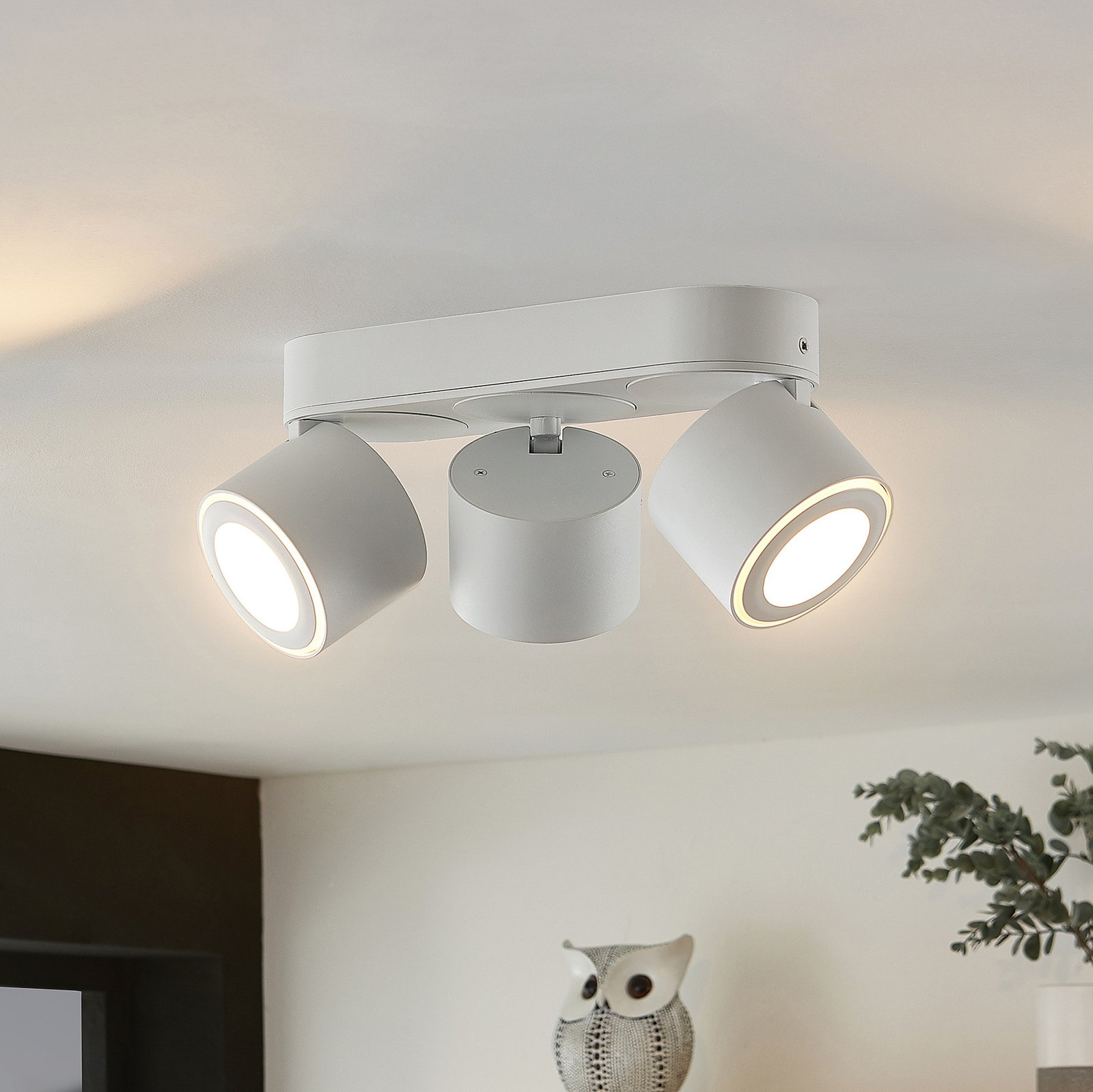 Lindby Lowie LED-spotlight, 3 lampor, vit