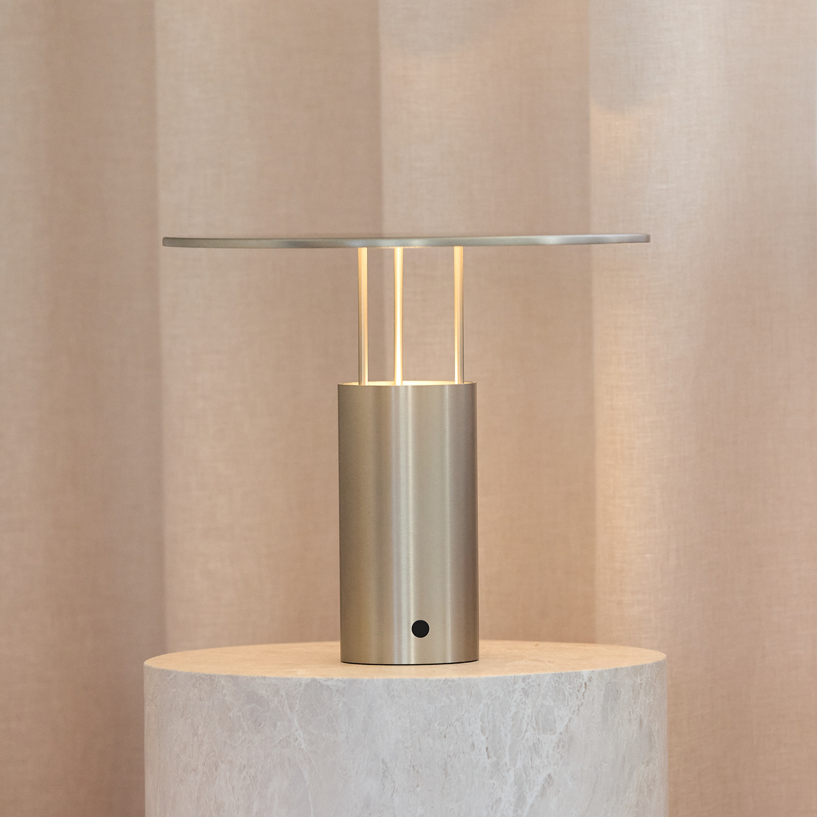 Piet Hein LED-Tischleuchte Tempel280, silber, Höhe 24,5 cm Piet Hein LED-Tischleuchte Tempel280, silber, Höhe 24,5 cm