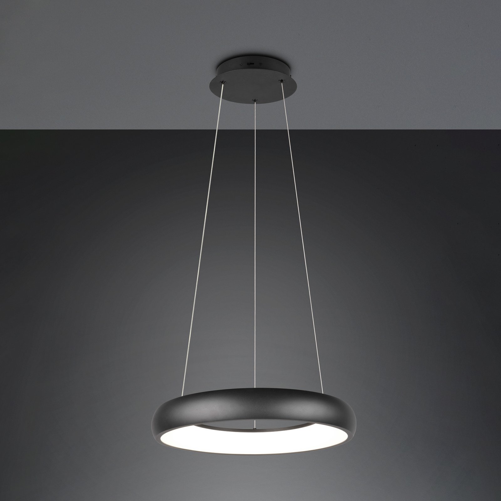 LED pendant light Cardona, Ø 46.5 cm, black, CCT, metal