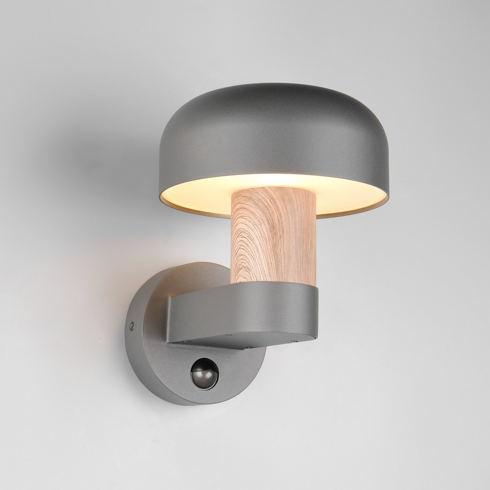 Außenwandleuchte Fraser Sensor, grau/Holzoptik, Alu IP54 E27