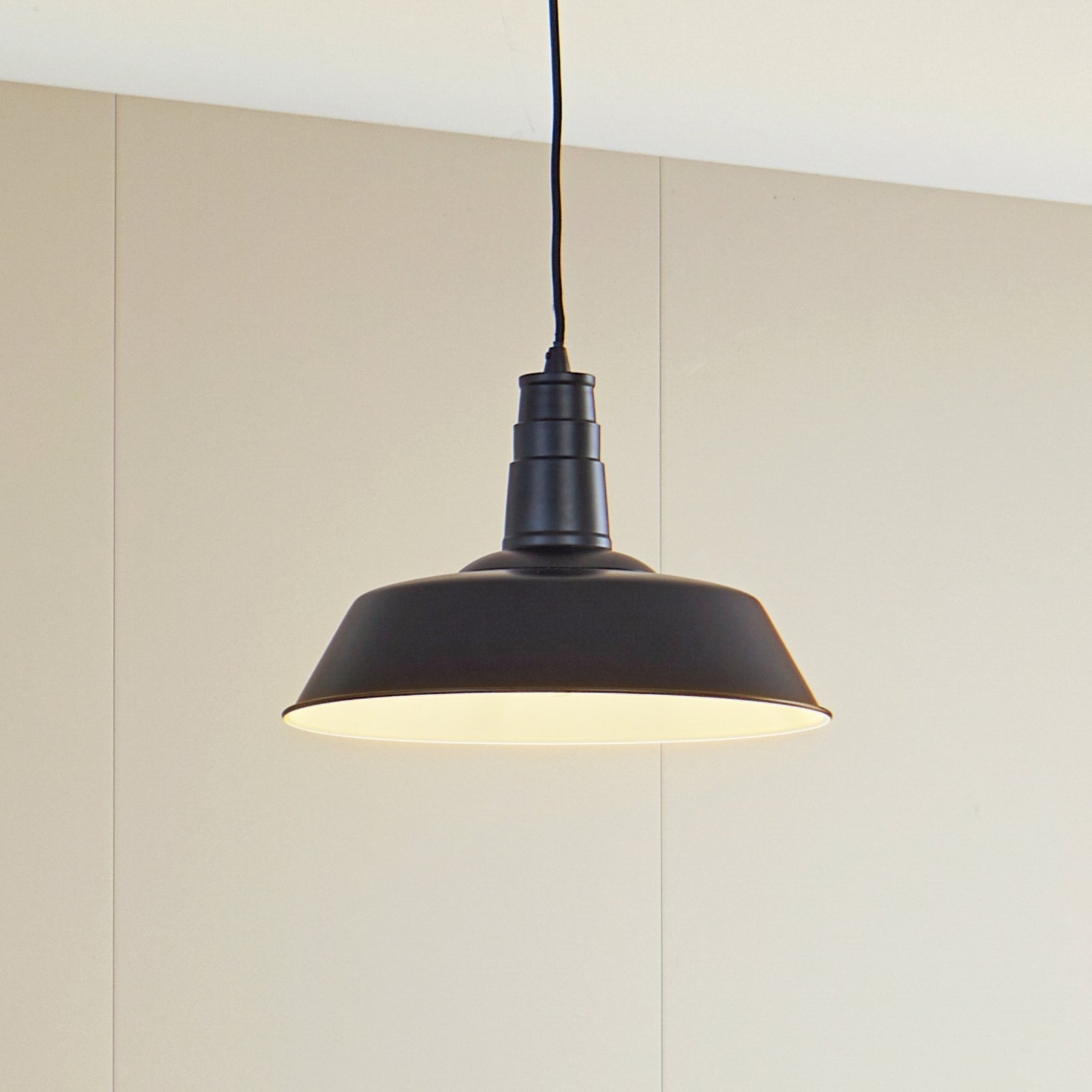 Lindby Laylan pendant light, black/white, Ø 36 cm, metal