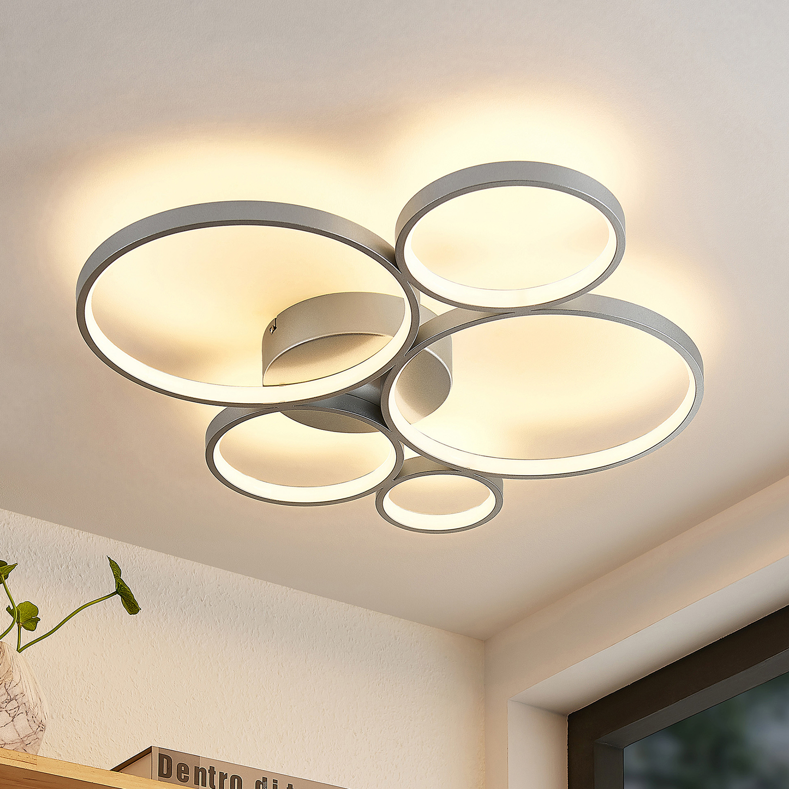 Lindby Jorven plafonnier LED, 5 cercles, dimmable