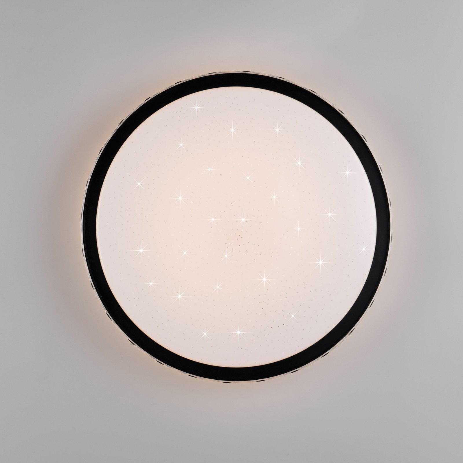 Varda LED ceiling light, black, Ø 39 cm, remote control