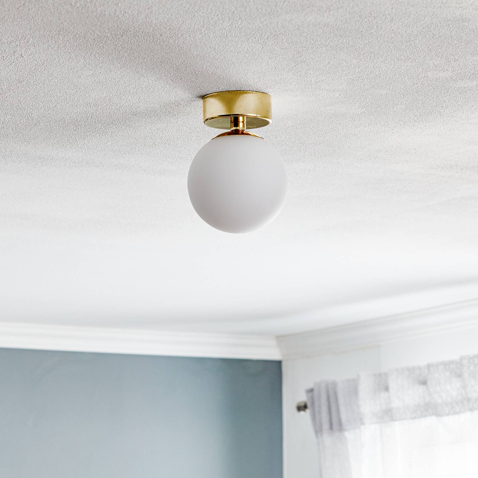 Lampa sufitowa Fatis, szkło opalowe/mosiądz 1-pkt.
