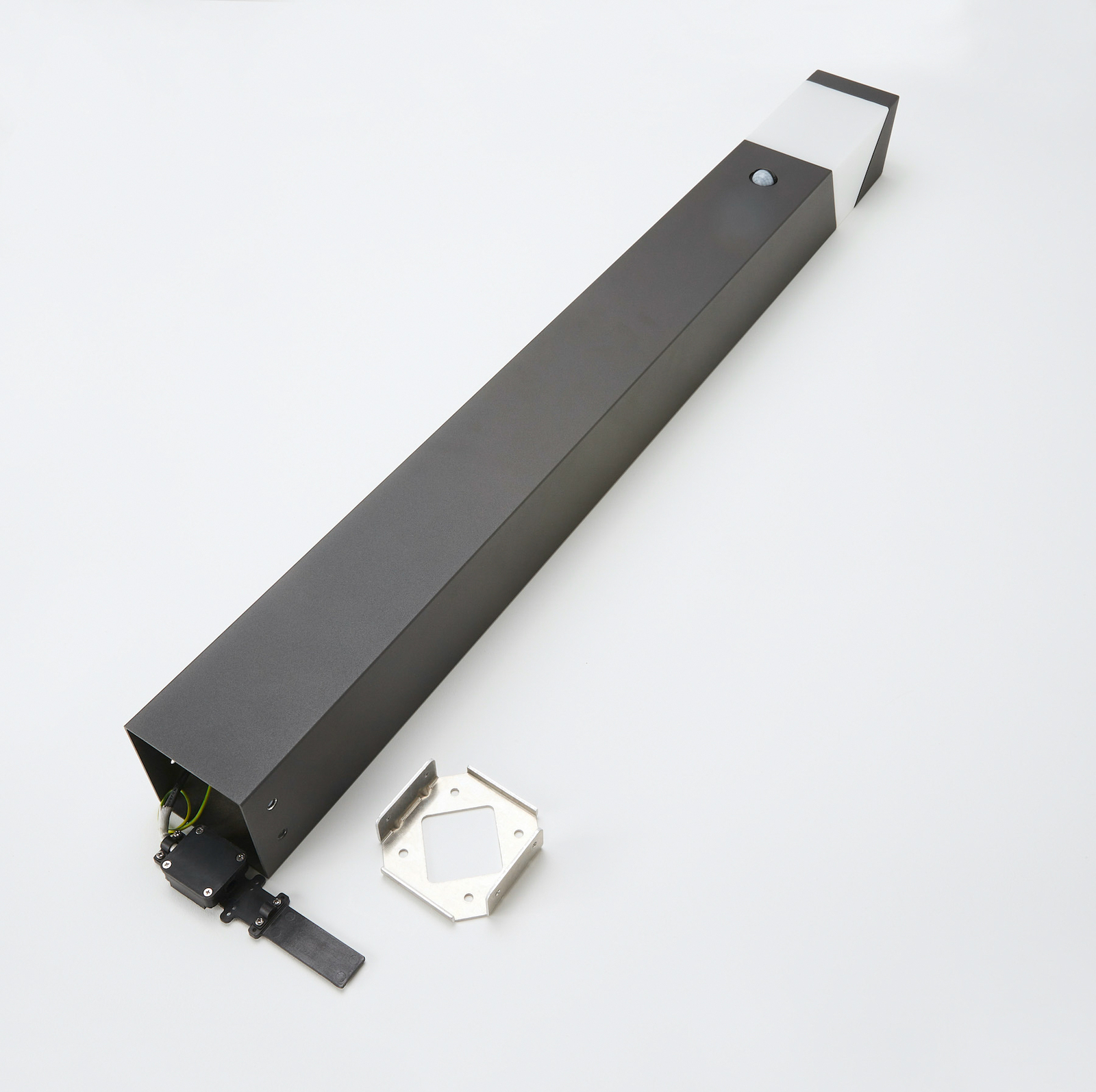 Kiran Candeeiro de Jardim Exterior com Sensor H100 Graphite - Lucande