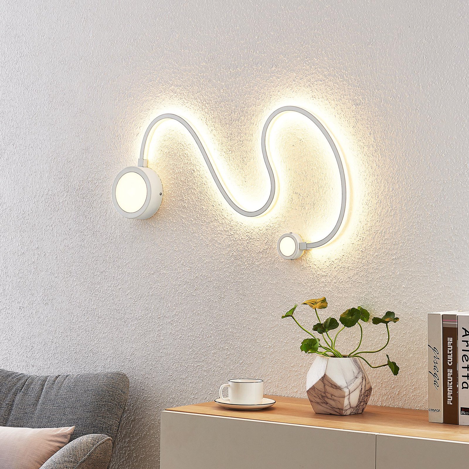 Lindby Rion -LED-seinävalaisin, valkoinen