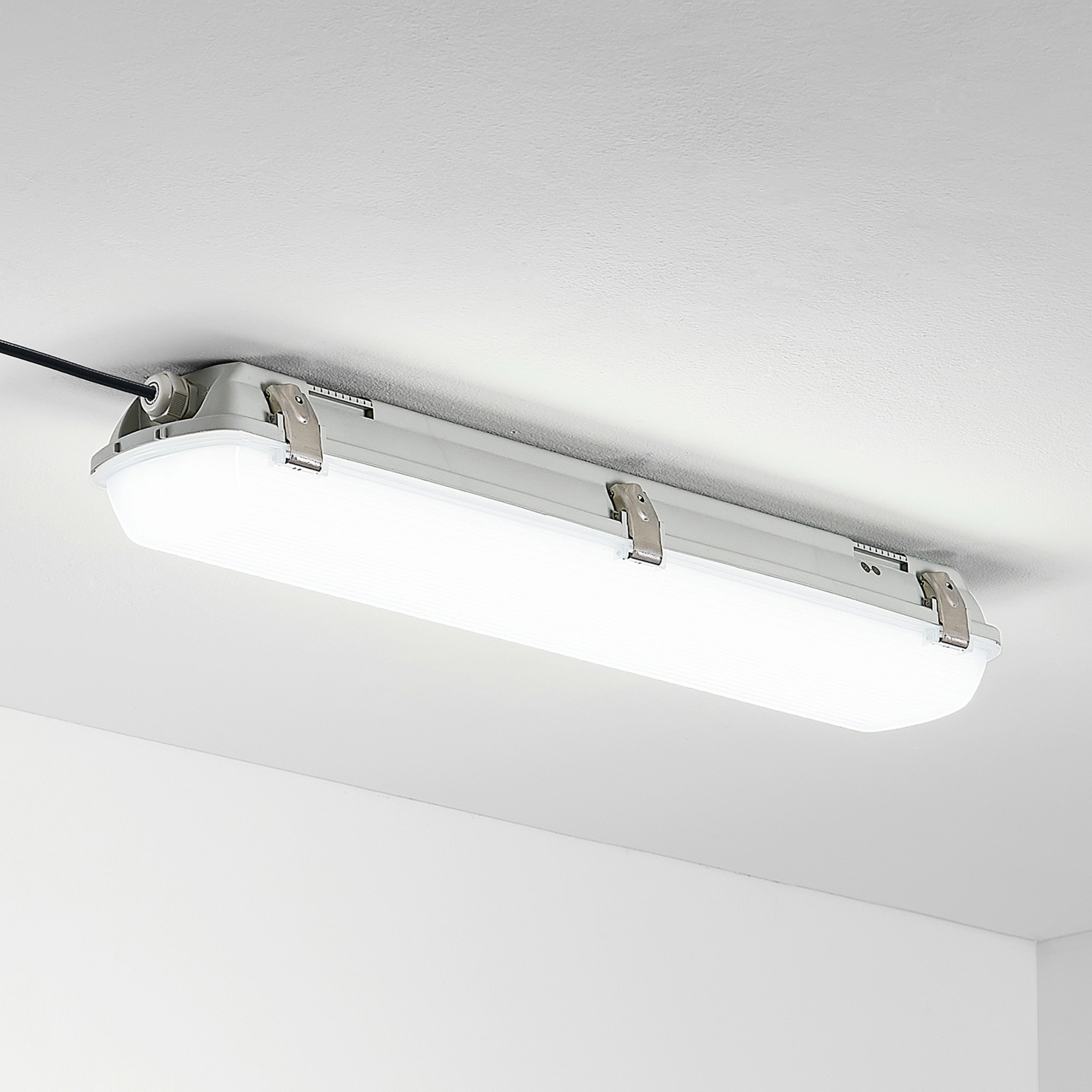Arcchio Rao LED-Feuchtraumleuchte, Länge 61,8 cm
