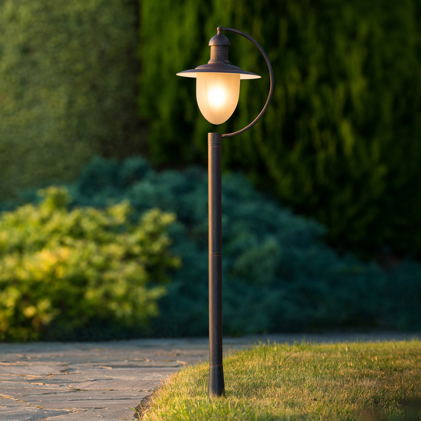Antiek ogende tuinpadverlichting Cottage