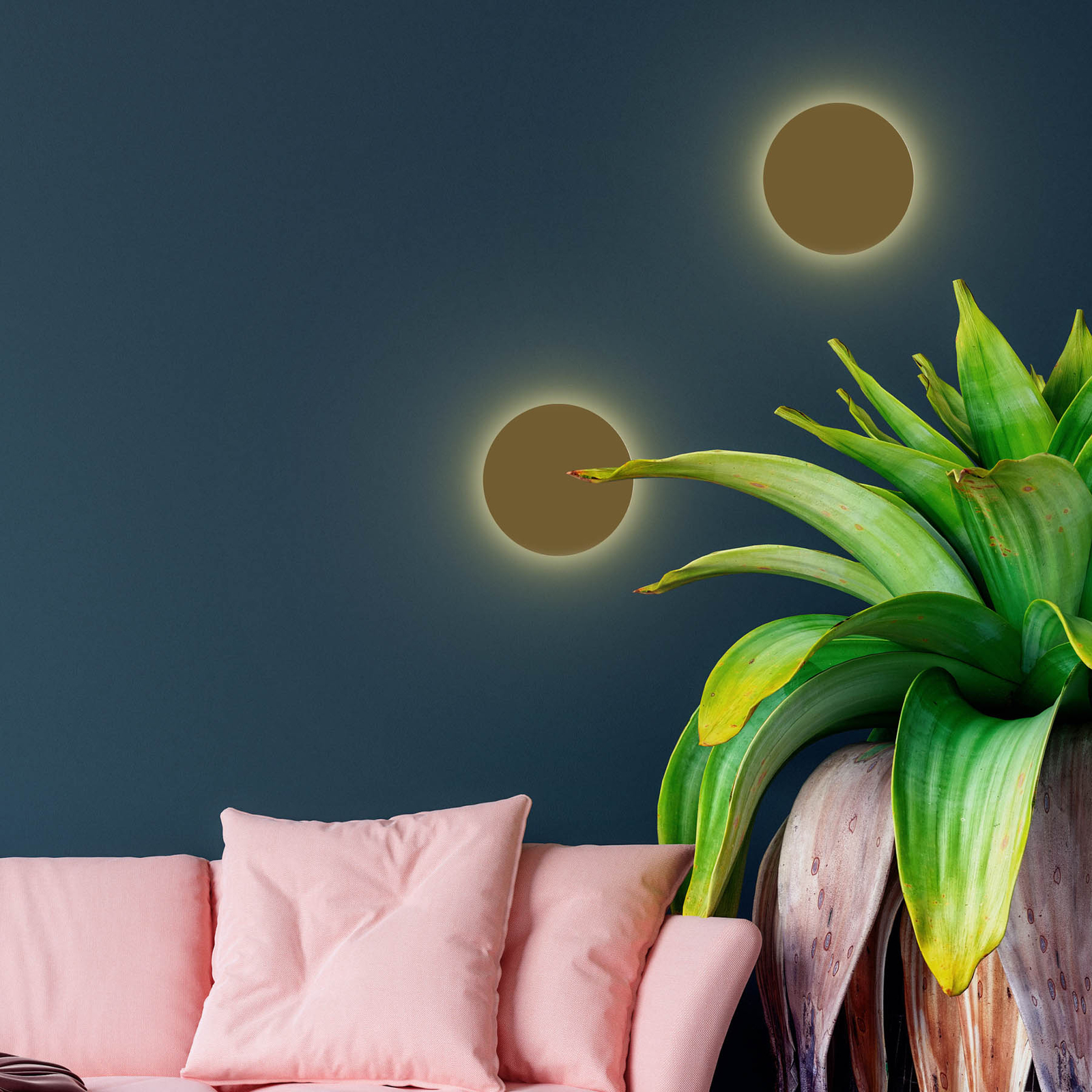 Lunia New wall light, gold