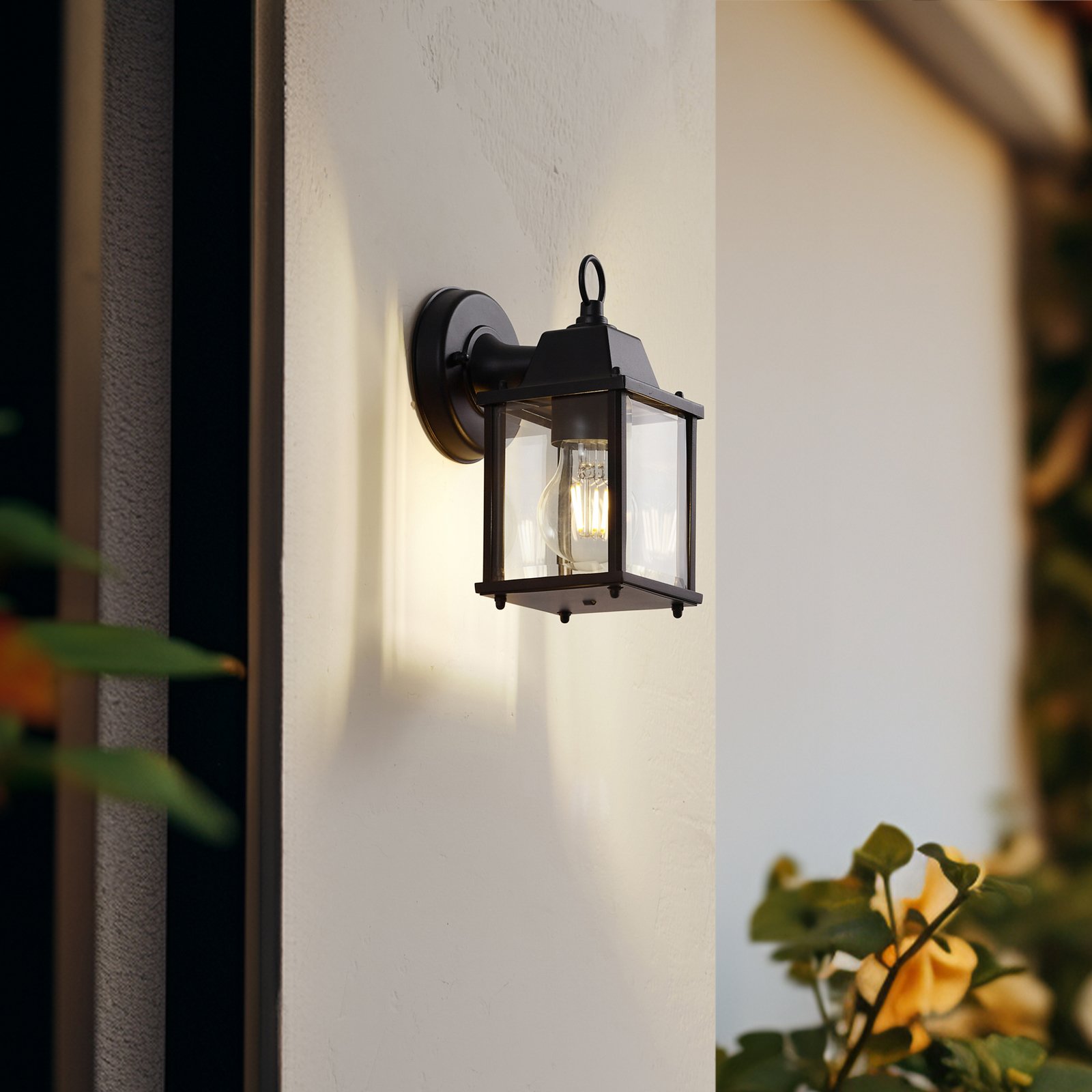 Lindby outdoor wall light Rurik, black, glass, aluminium, E27