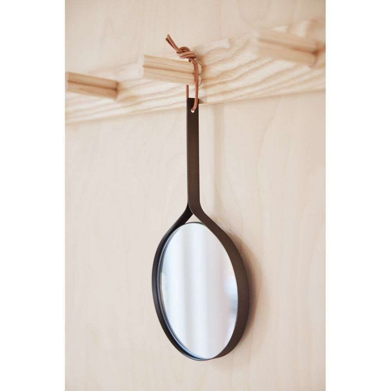 Mira Hand Mirror Browned Brass - OYOY Living Design