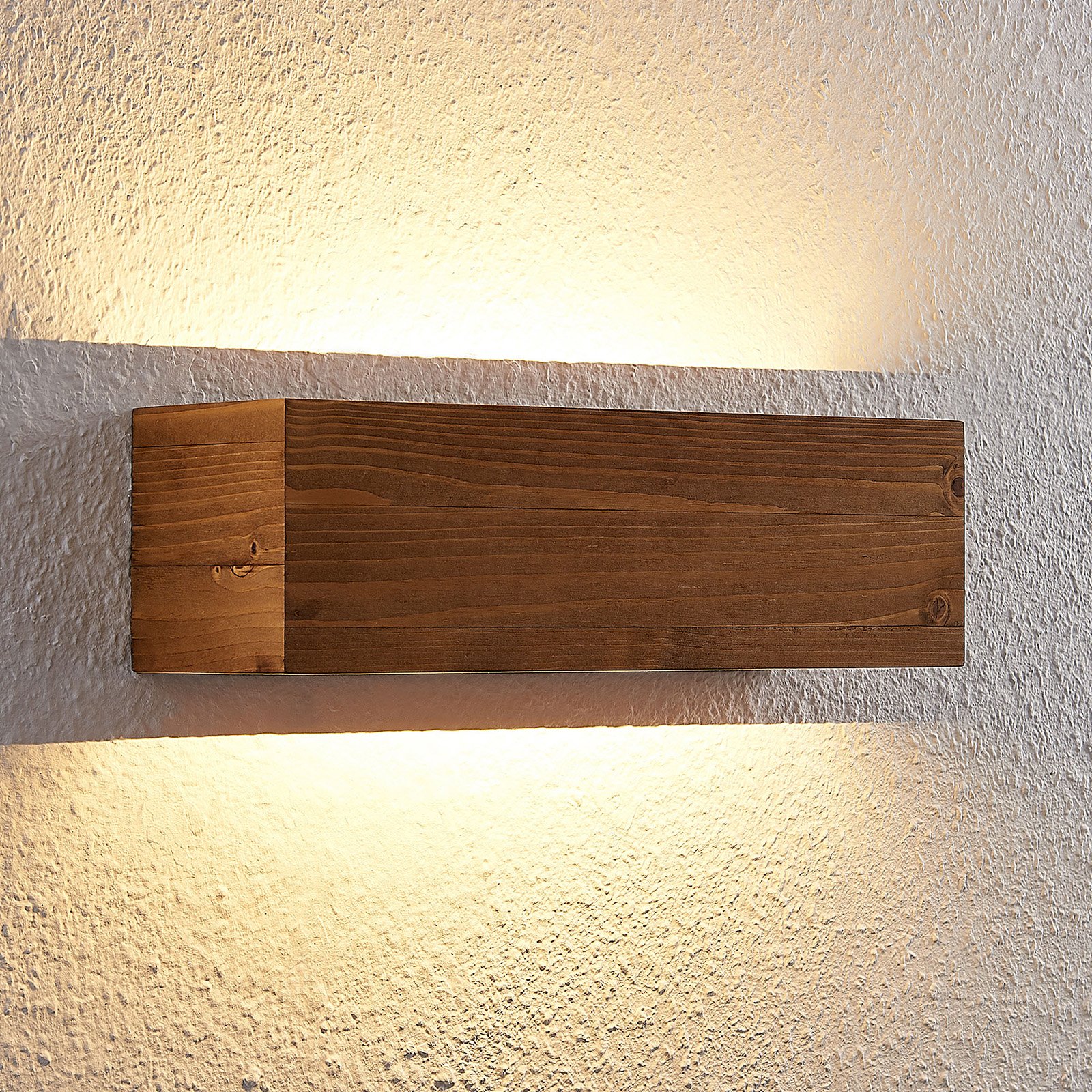 Lindby Benicio houten LED wandlamp, hoekig, 37 cm