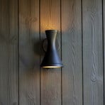 Brund outdoor wall light, asymmetrical