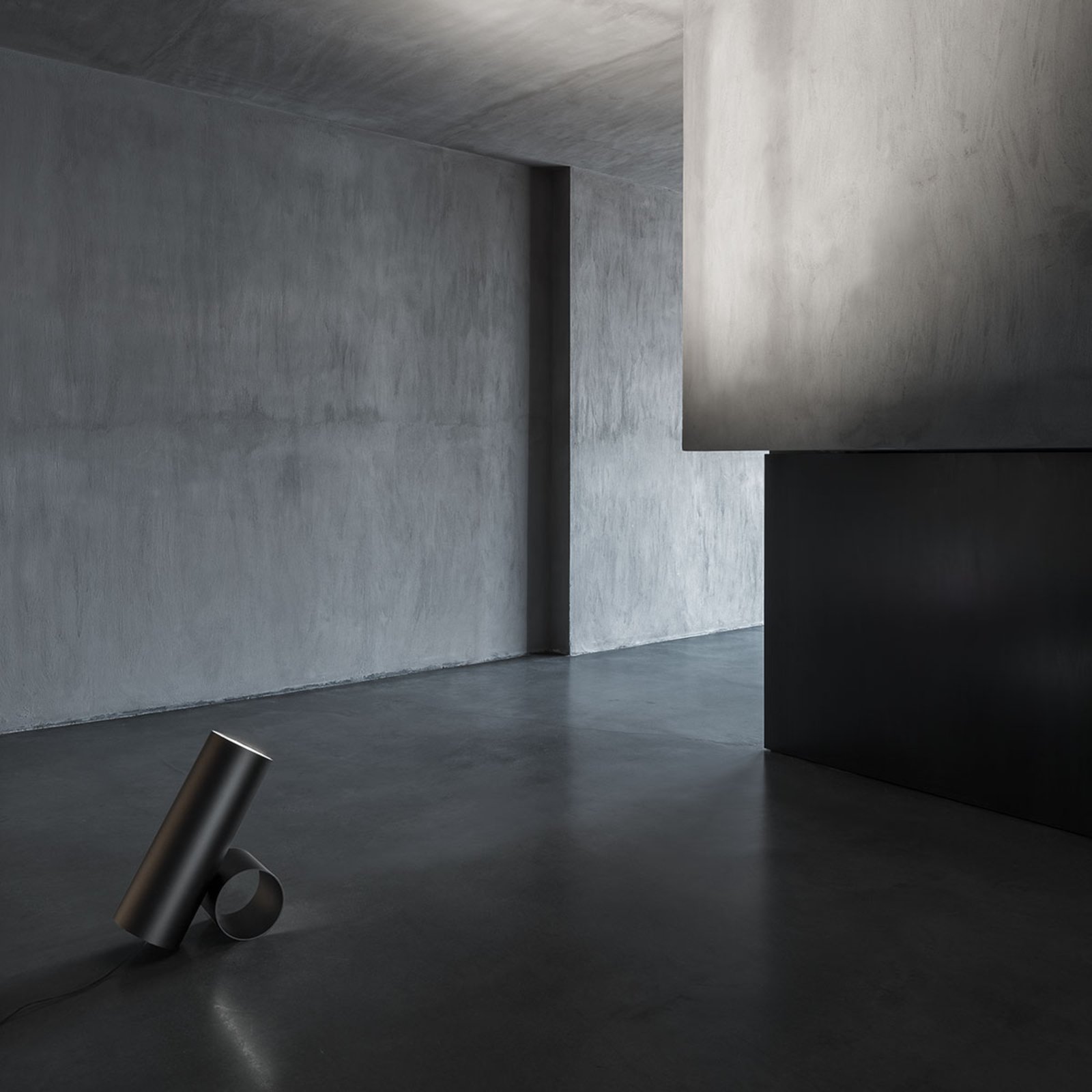FLOS Sawaru LED table lamp, two cylinders
