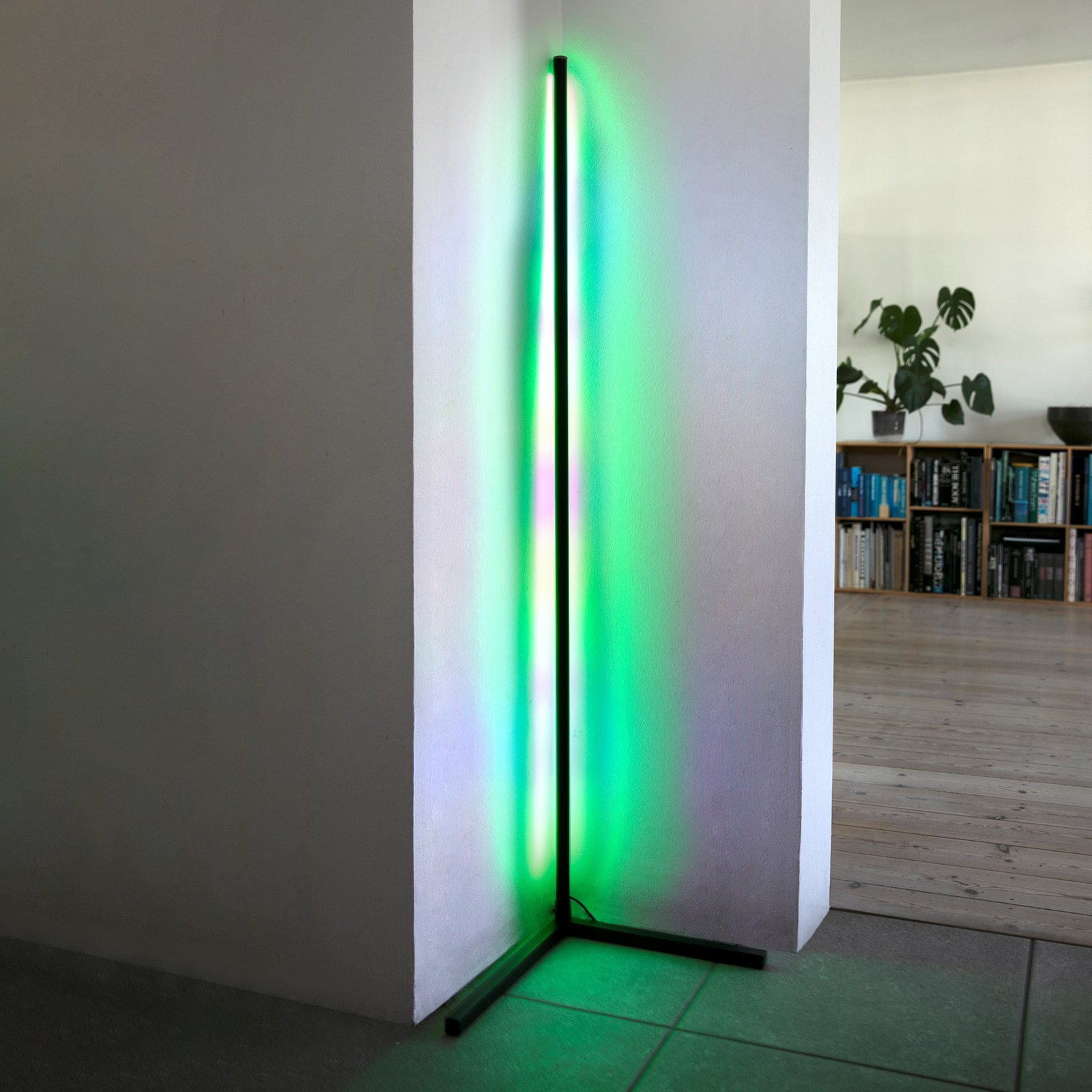 Lučka Moments LED talna svetilka RGB višine 140 cm