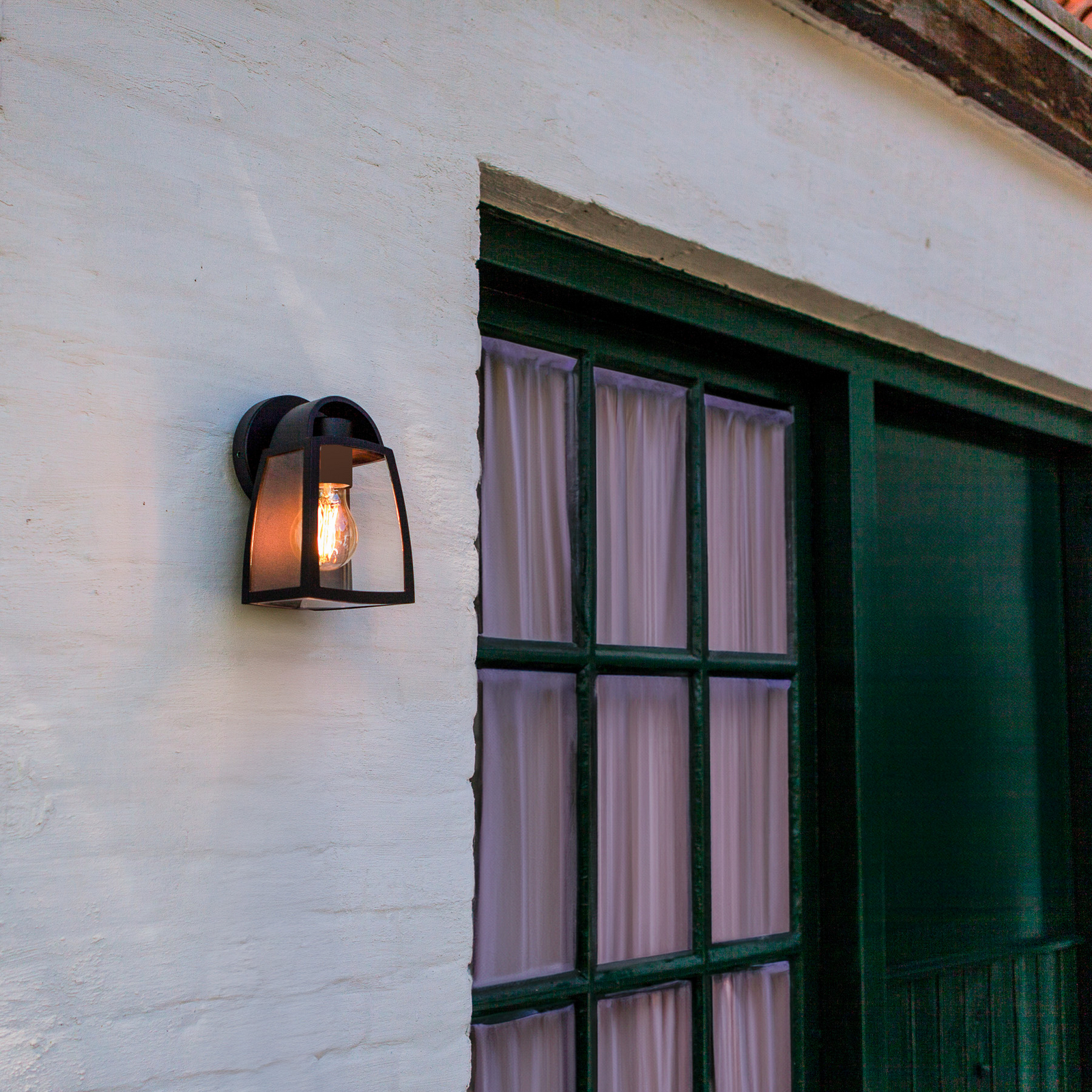 KELSEY-ulkoseinälamppu, musta, korkeus 20 cm, metallia, IP44, E27